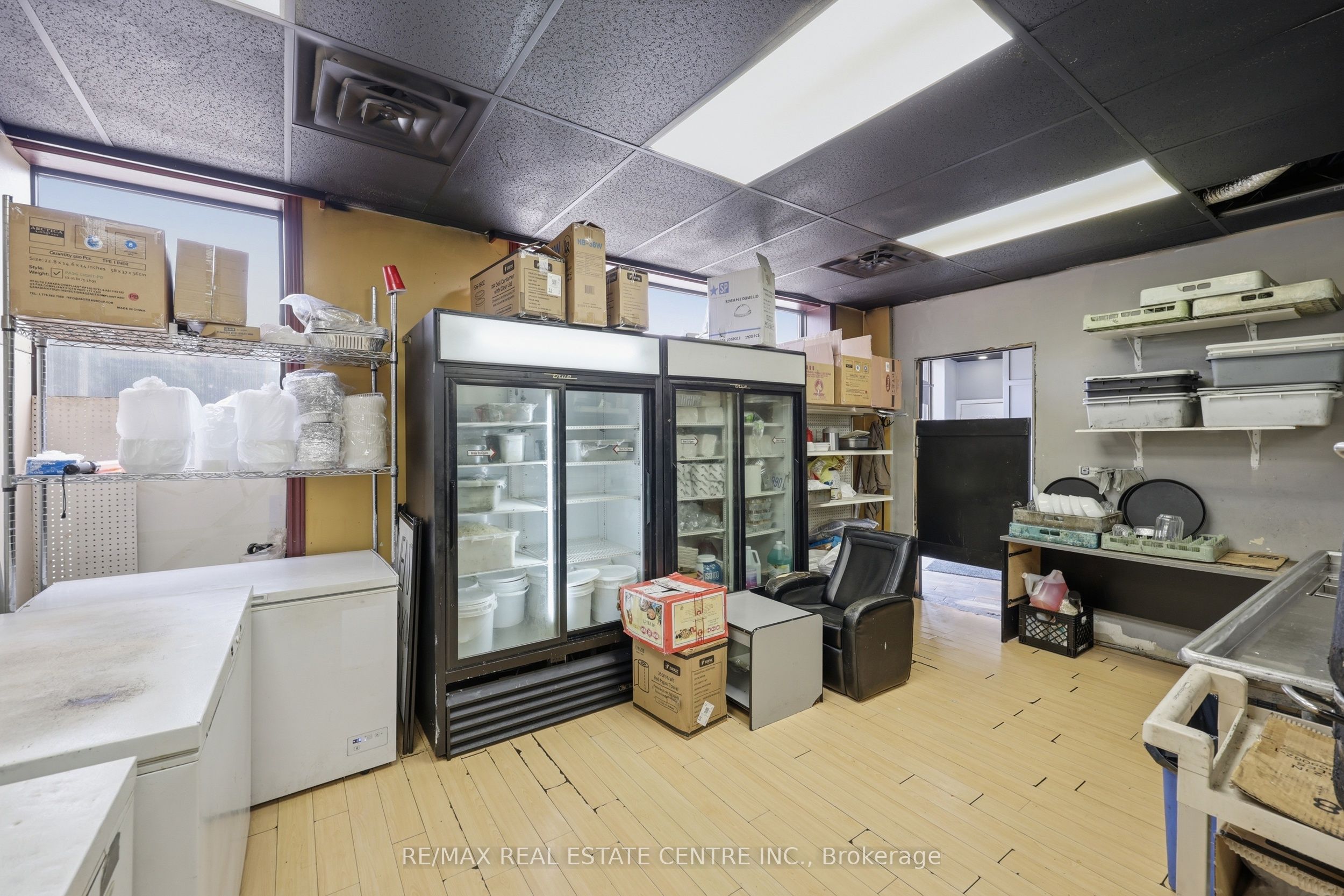 239 York Boulevard Property Photo 27