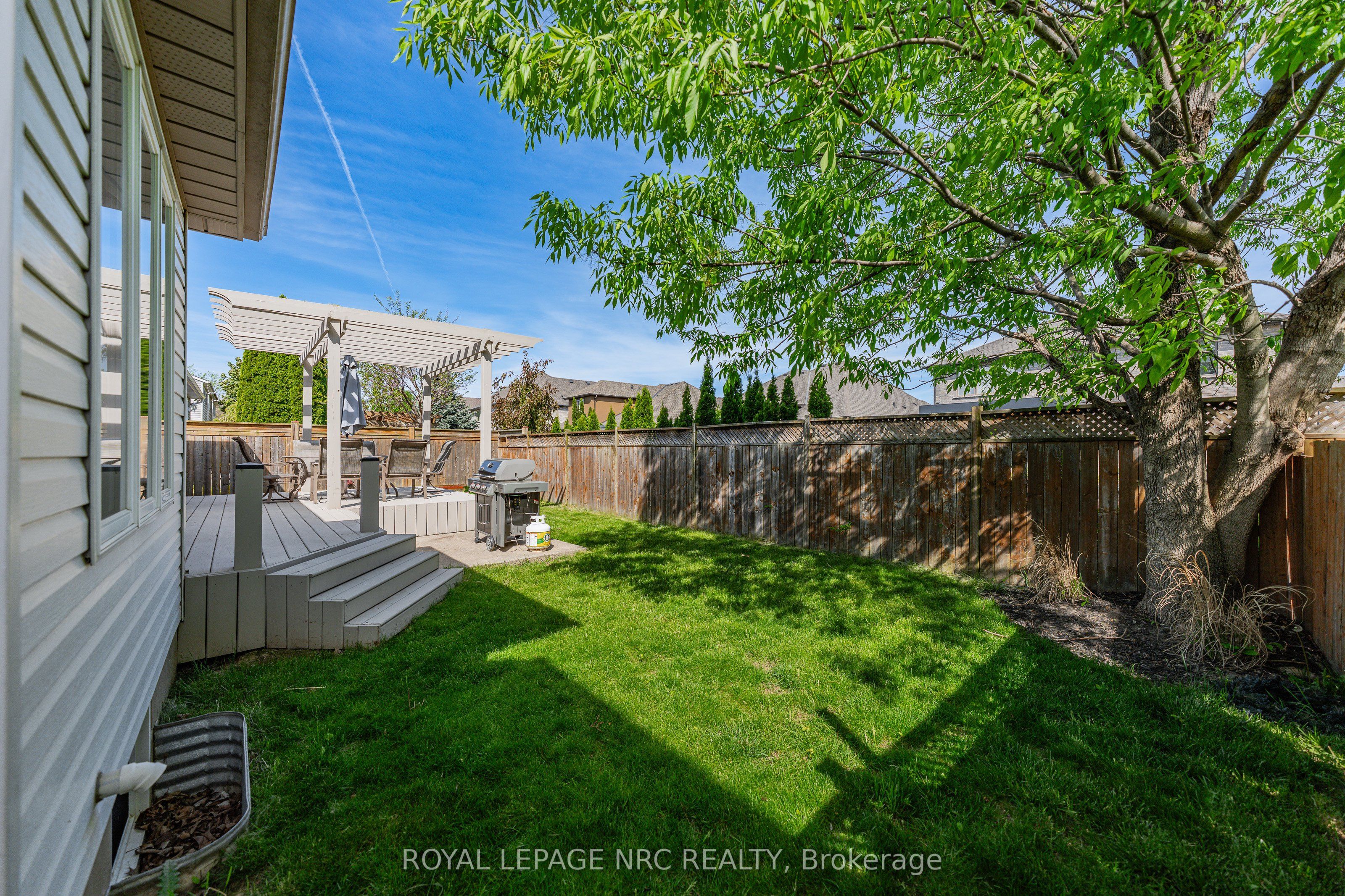 1052 Vansickle Road N Property Photo 39
