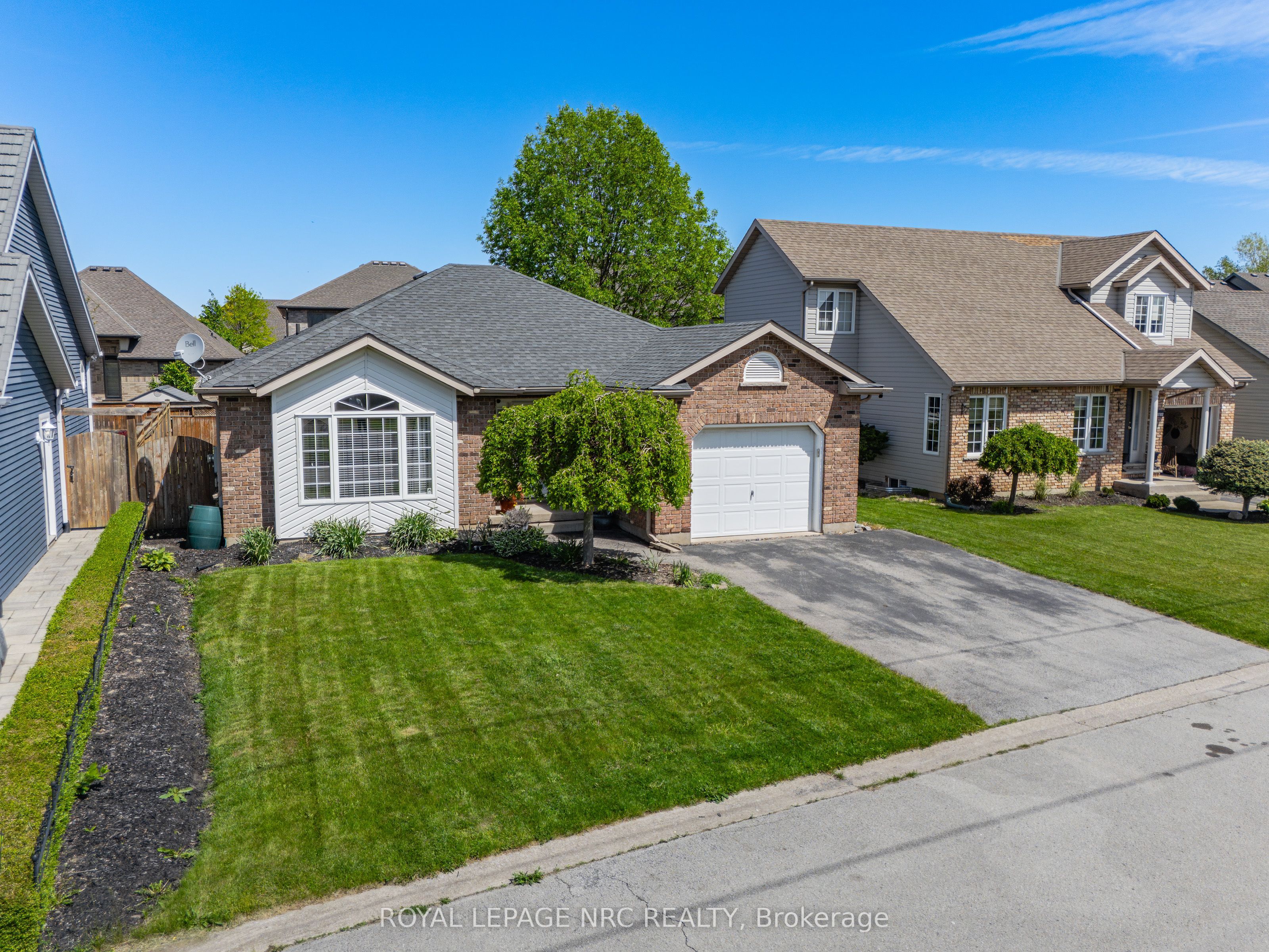 1052 Vansickle Road N Property Photo 42
