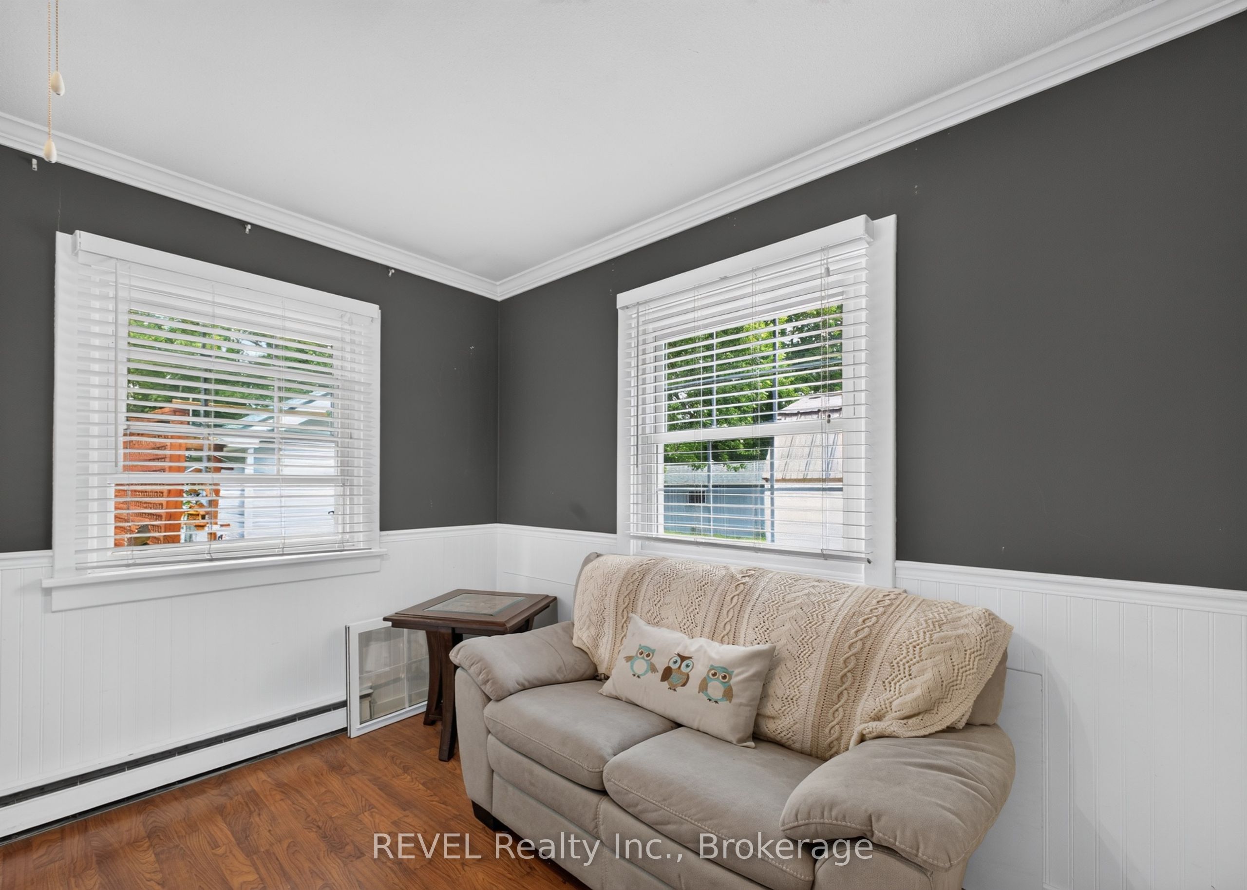 3262 Young Avenue Property Photo 14