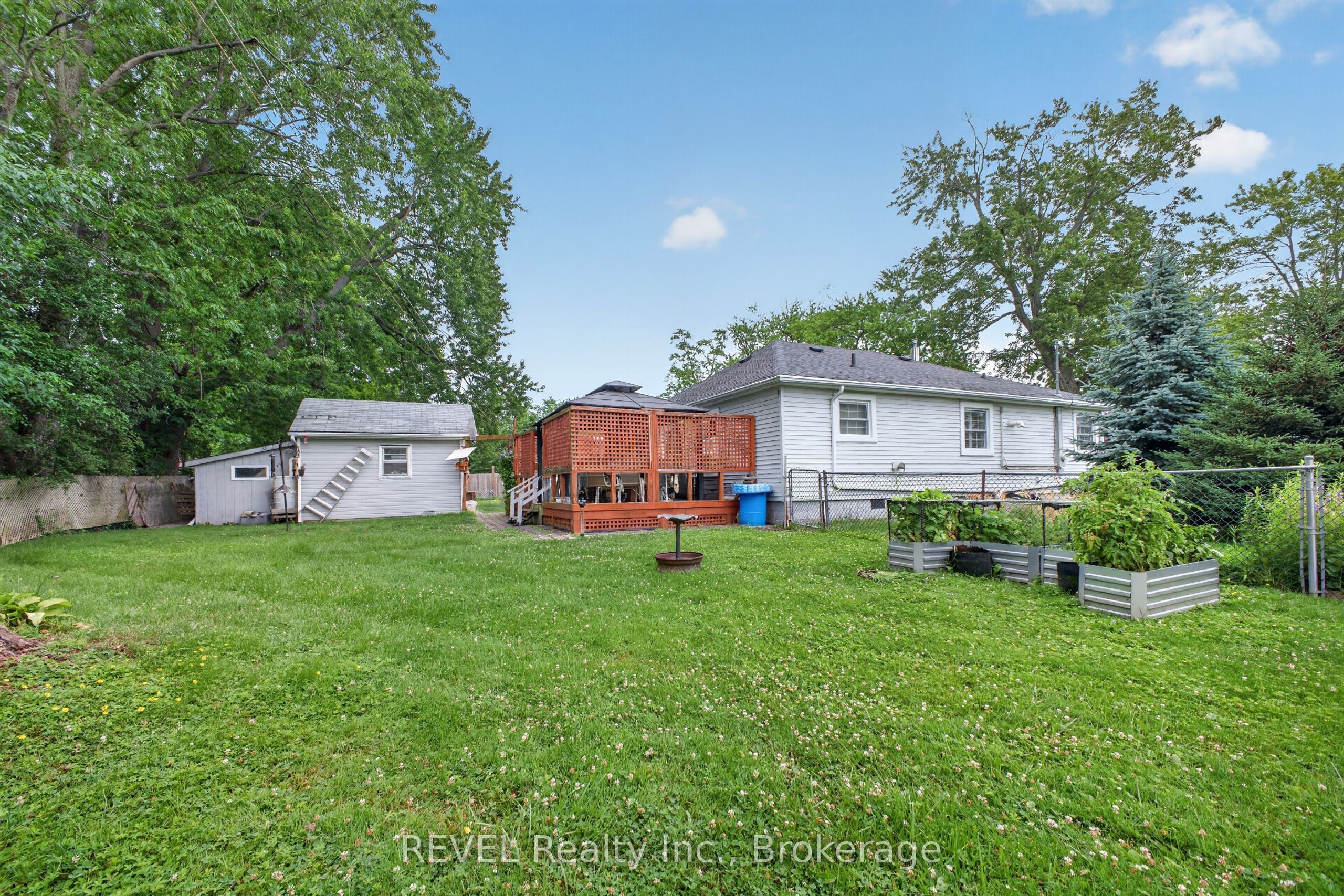 3262 Young Avenue Property Photo 19