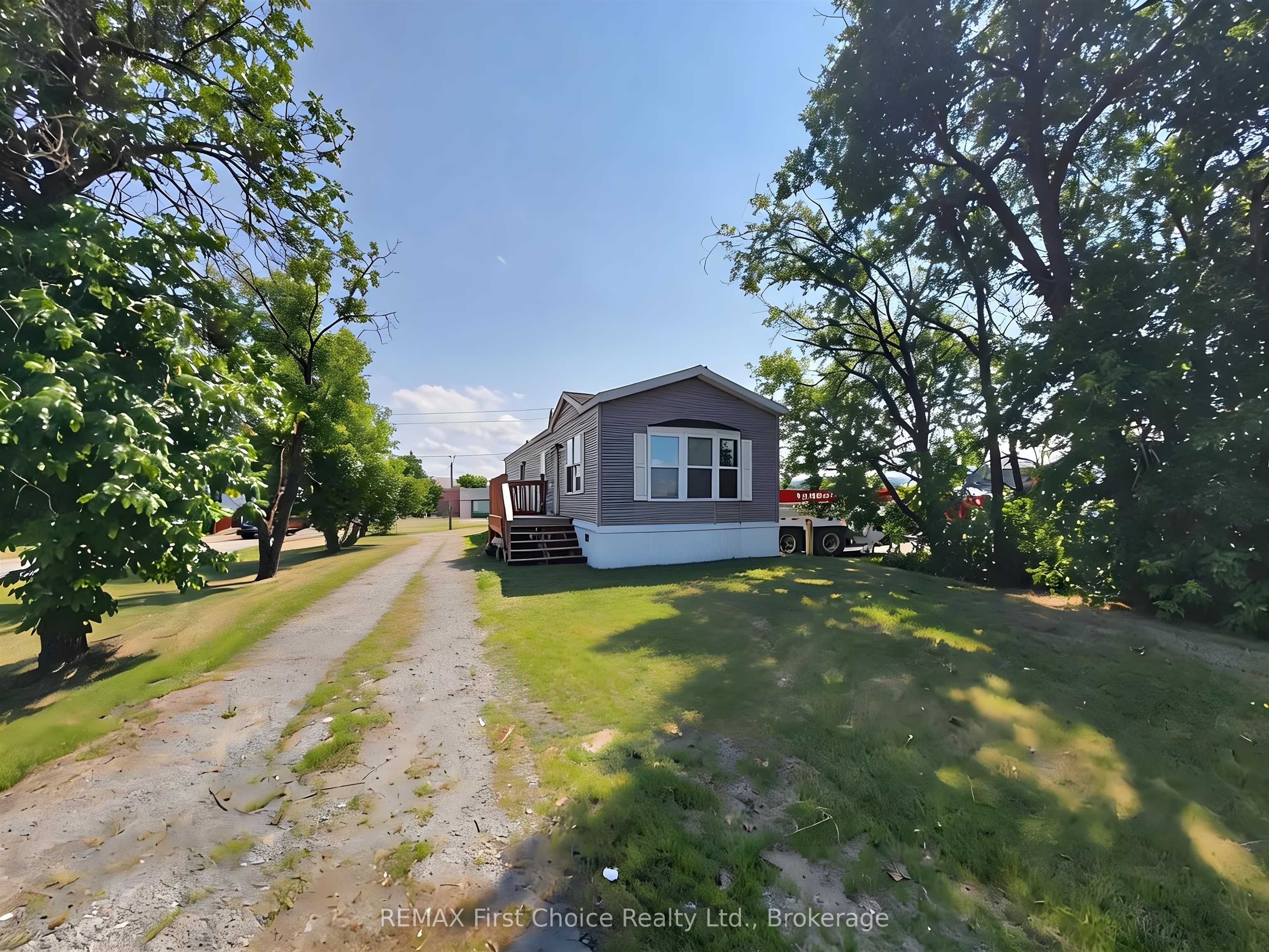 75 Coral Street Property Photo 1