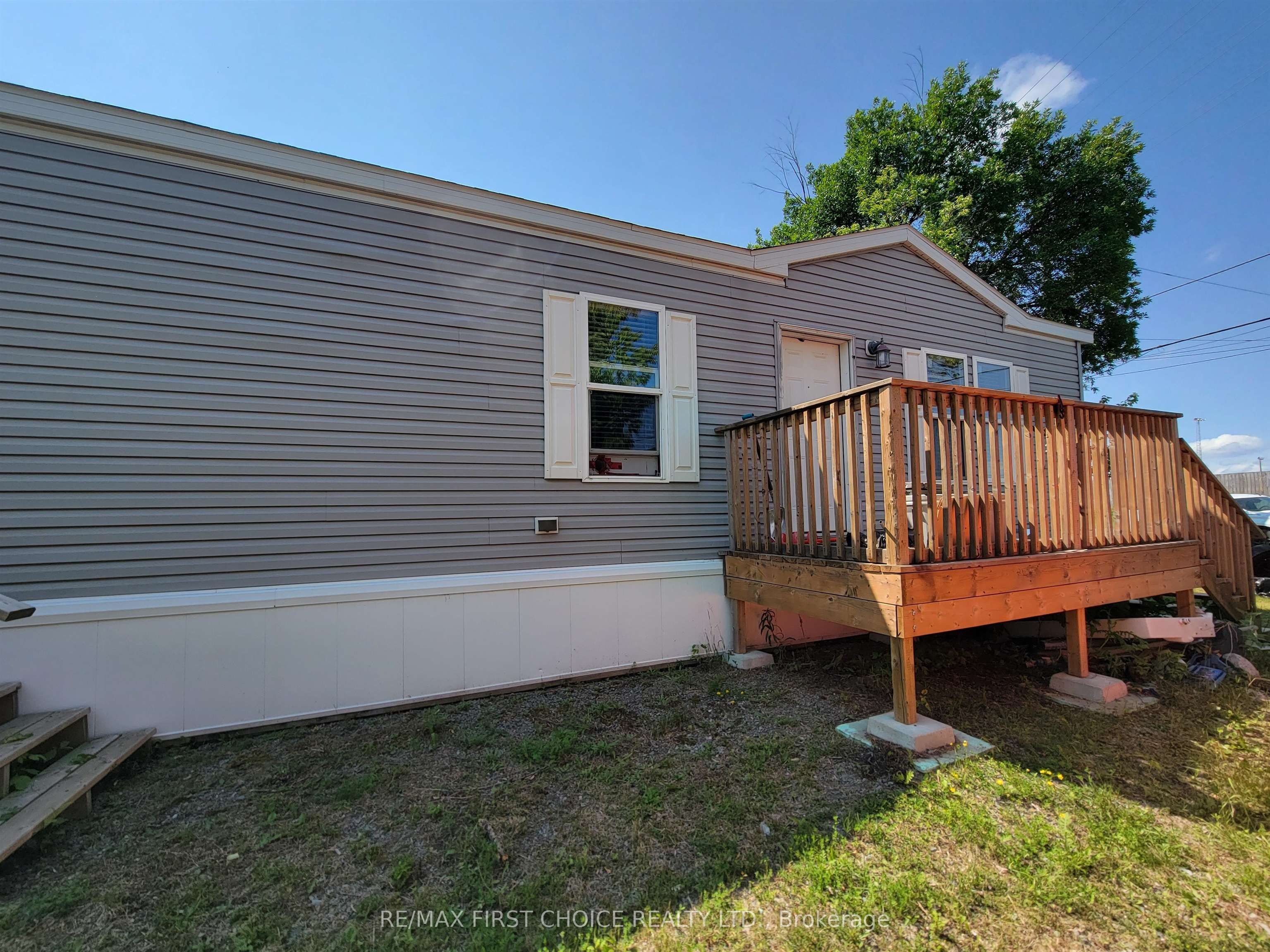 75 Coral Street Property Photo 10