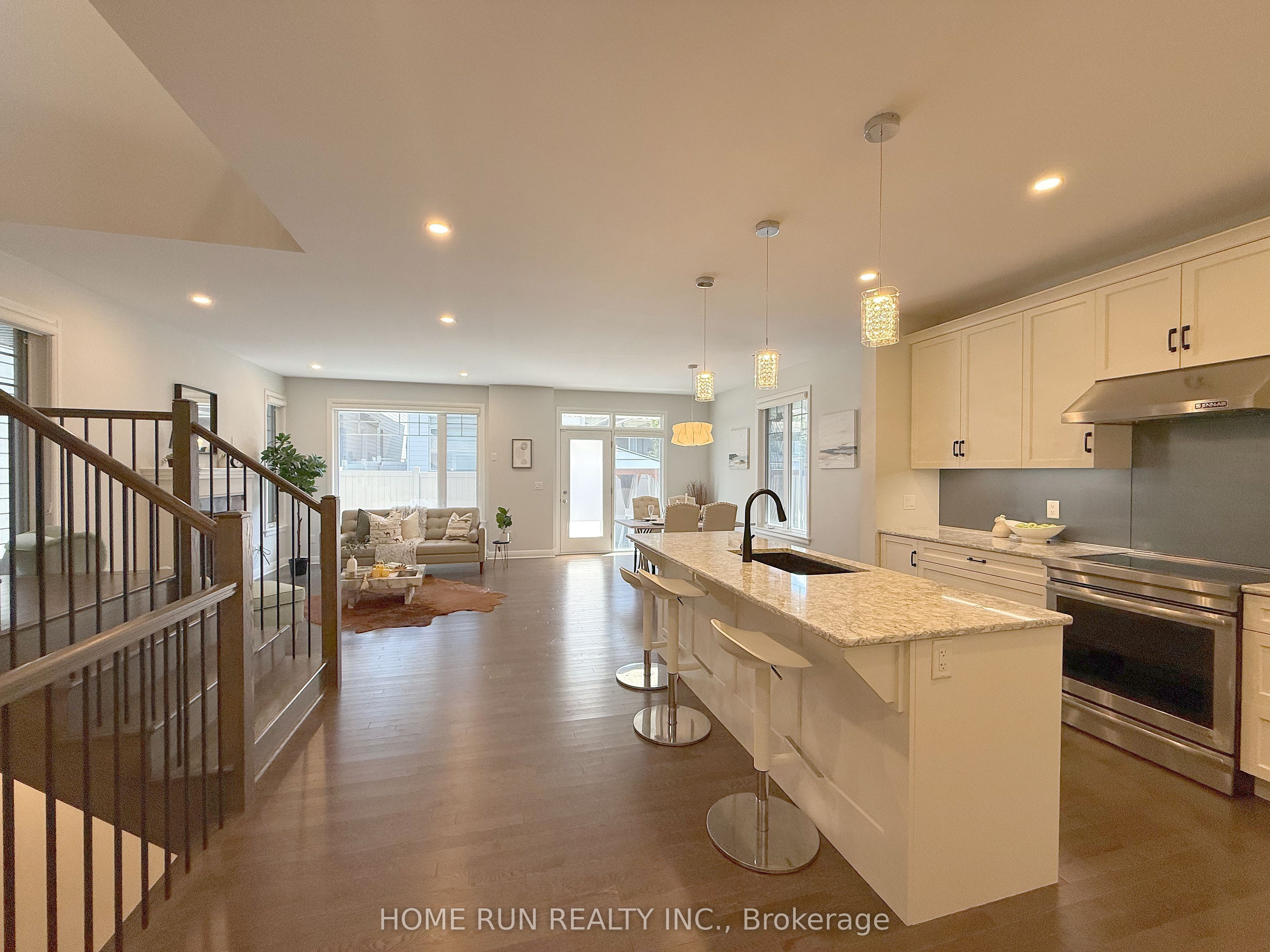 322 Lysander Place Property Photo 16