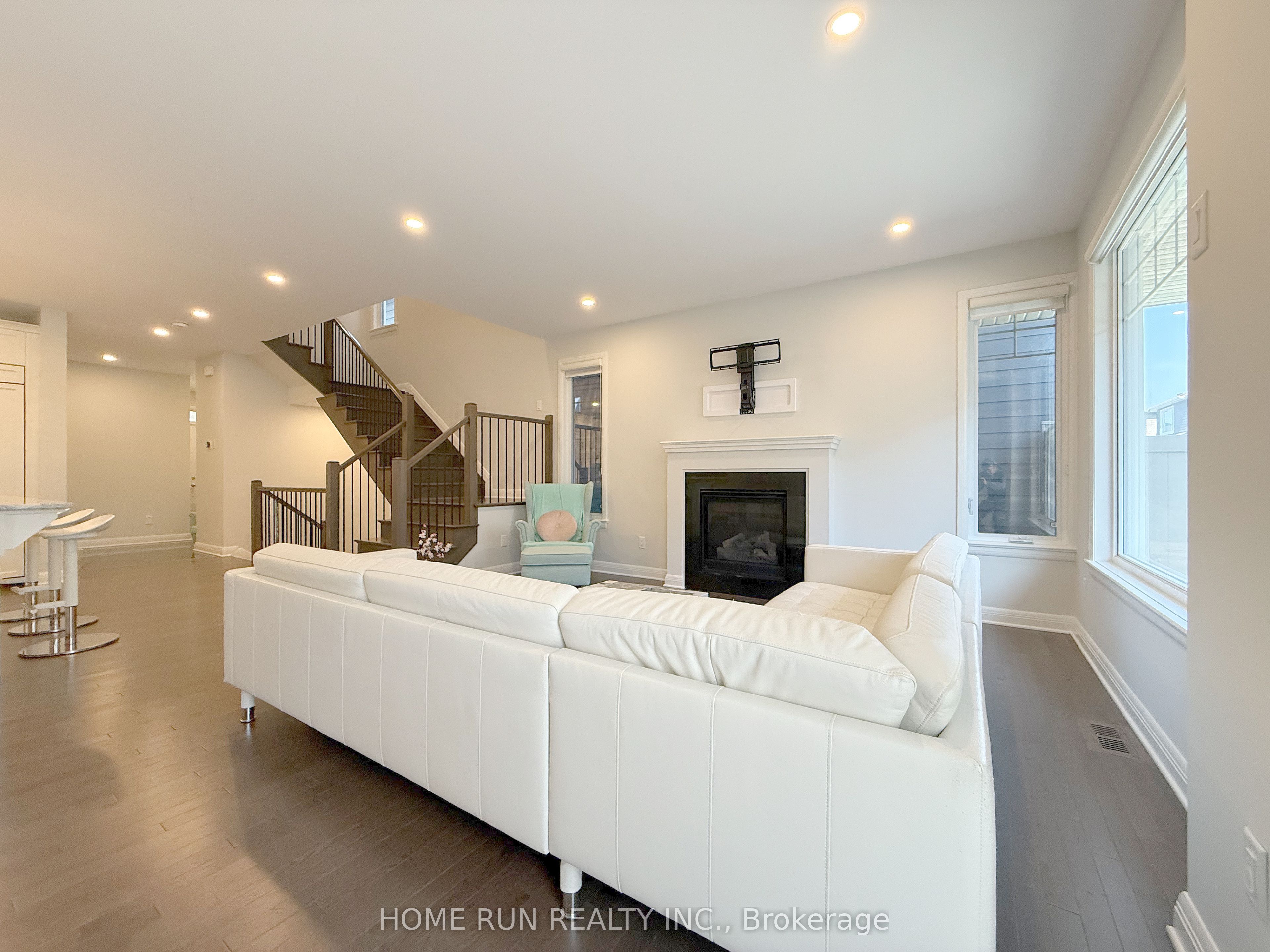 322 Lysander Place Property Photo 23