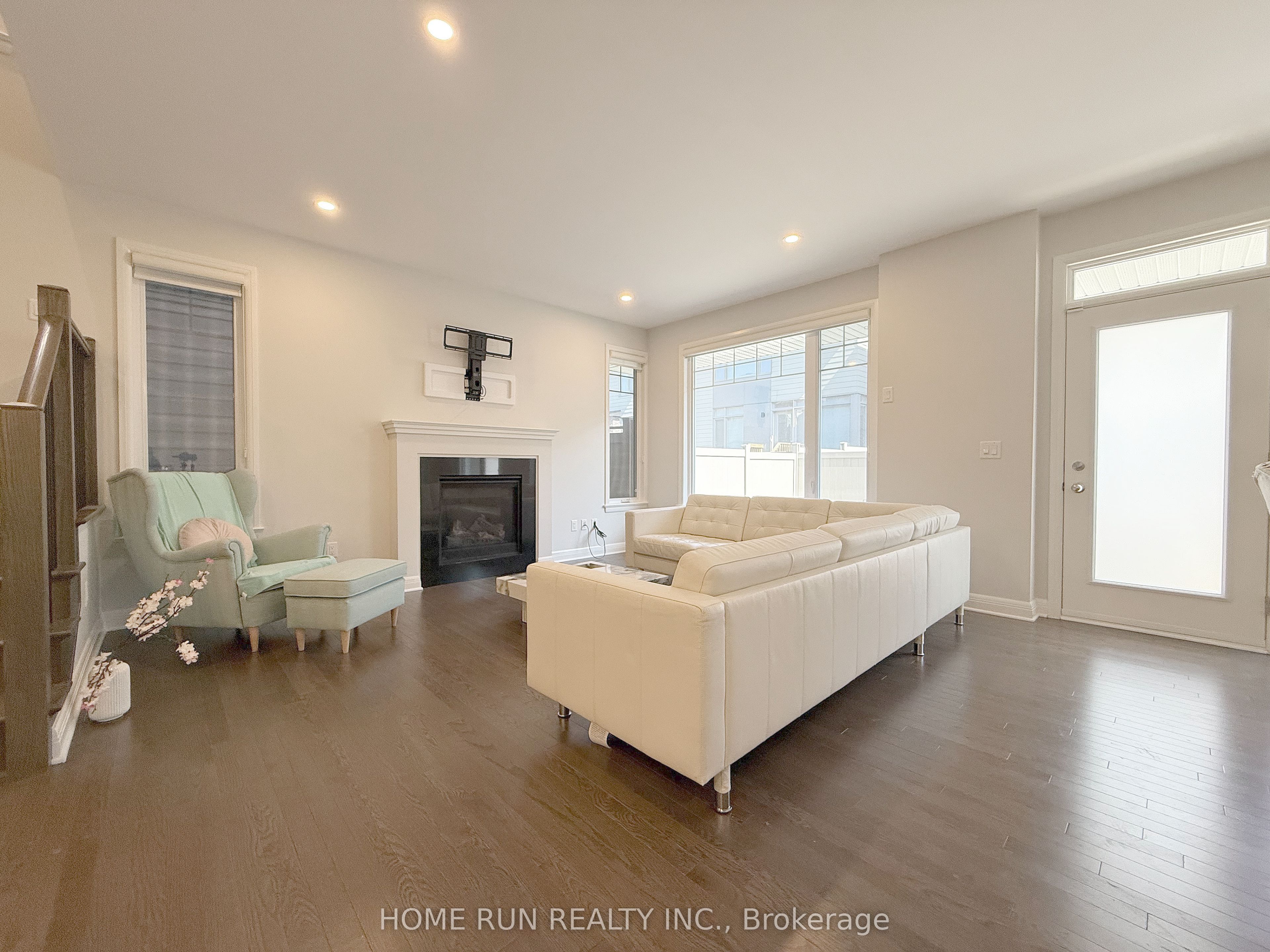 322 Lysander Place Property Photo 24