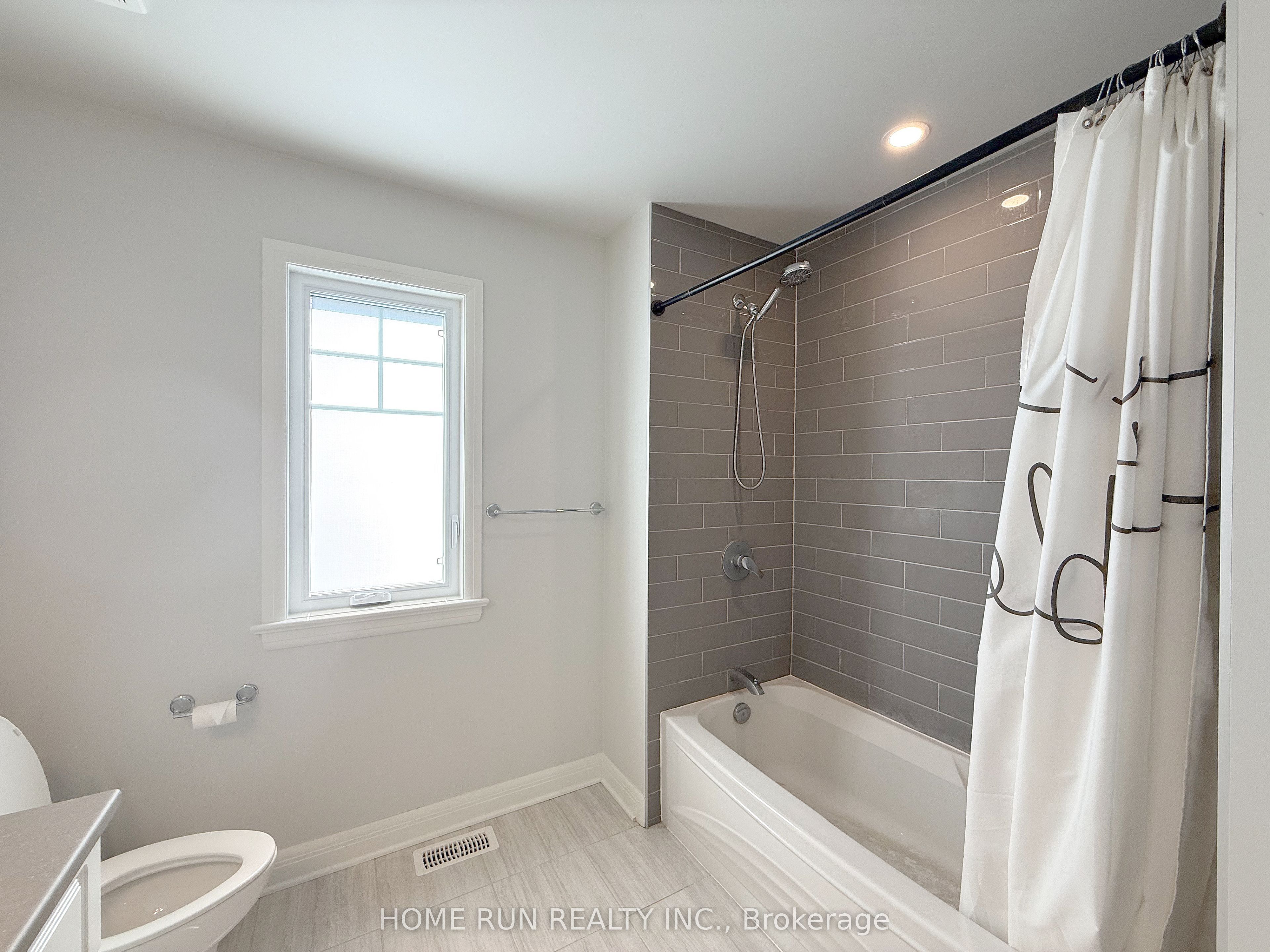 322 Lysander Place Property Photo 38