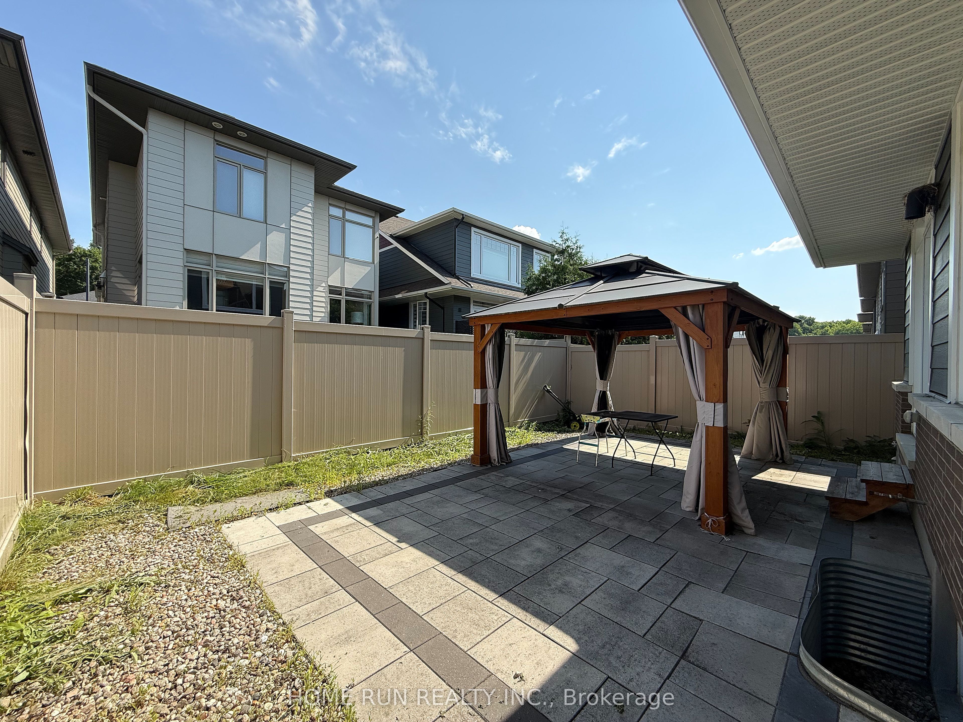 322 Lysander Place Property Photo 48
