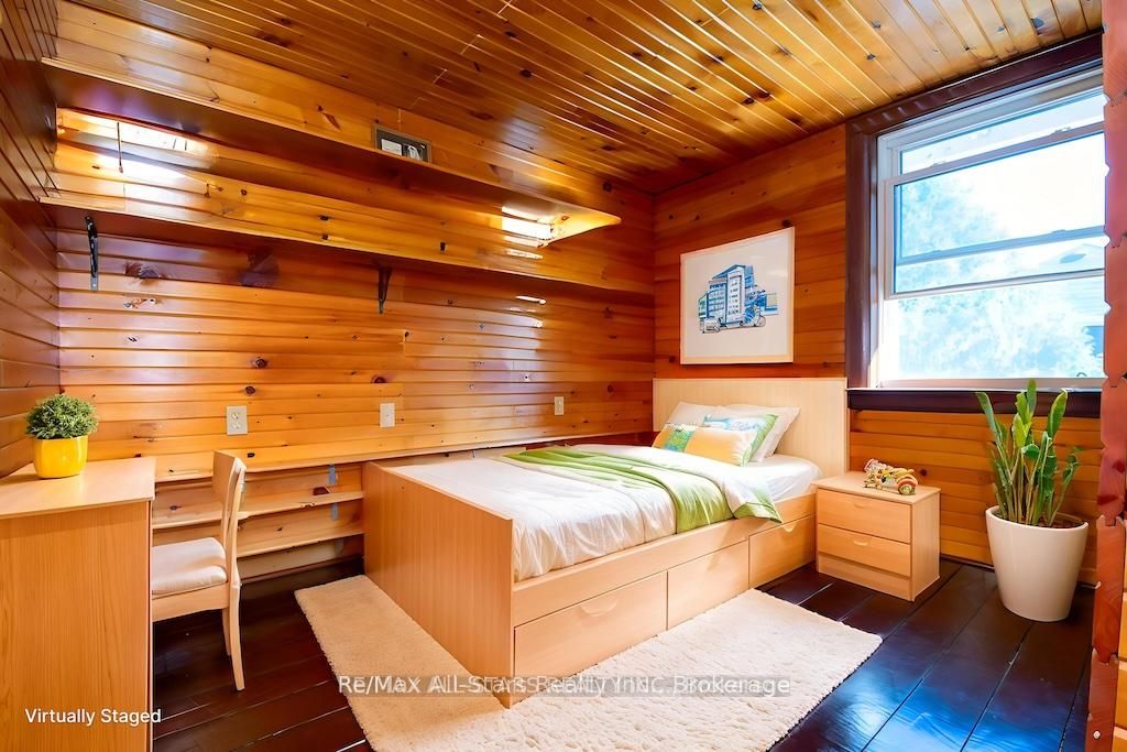 1463 Highway 7a Property Photo 23