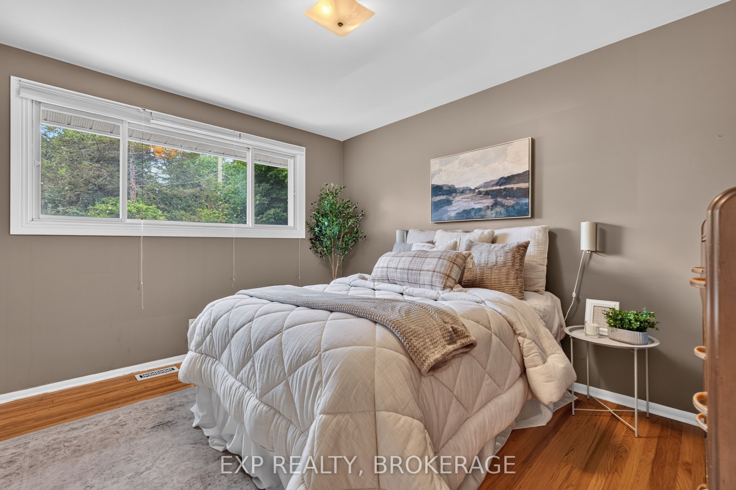 11 Pember Place Property Photo 15