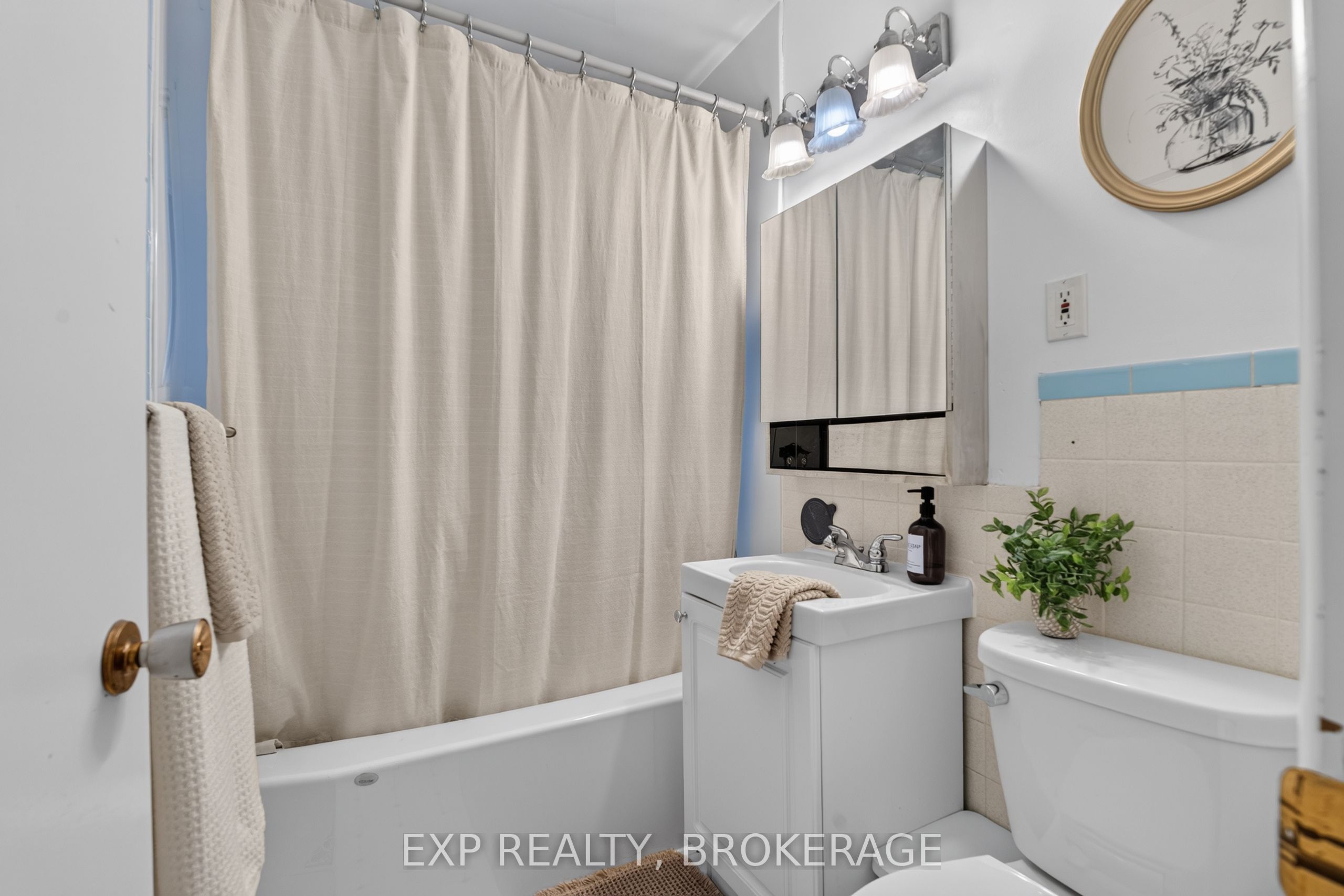 11 Pember Place Property Photo 17
