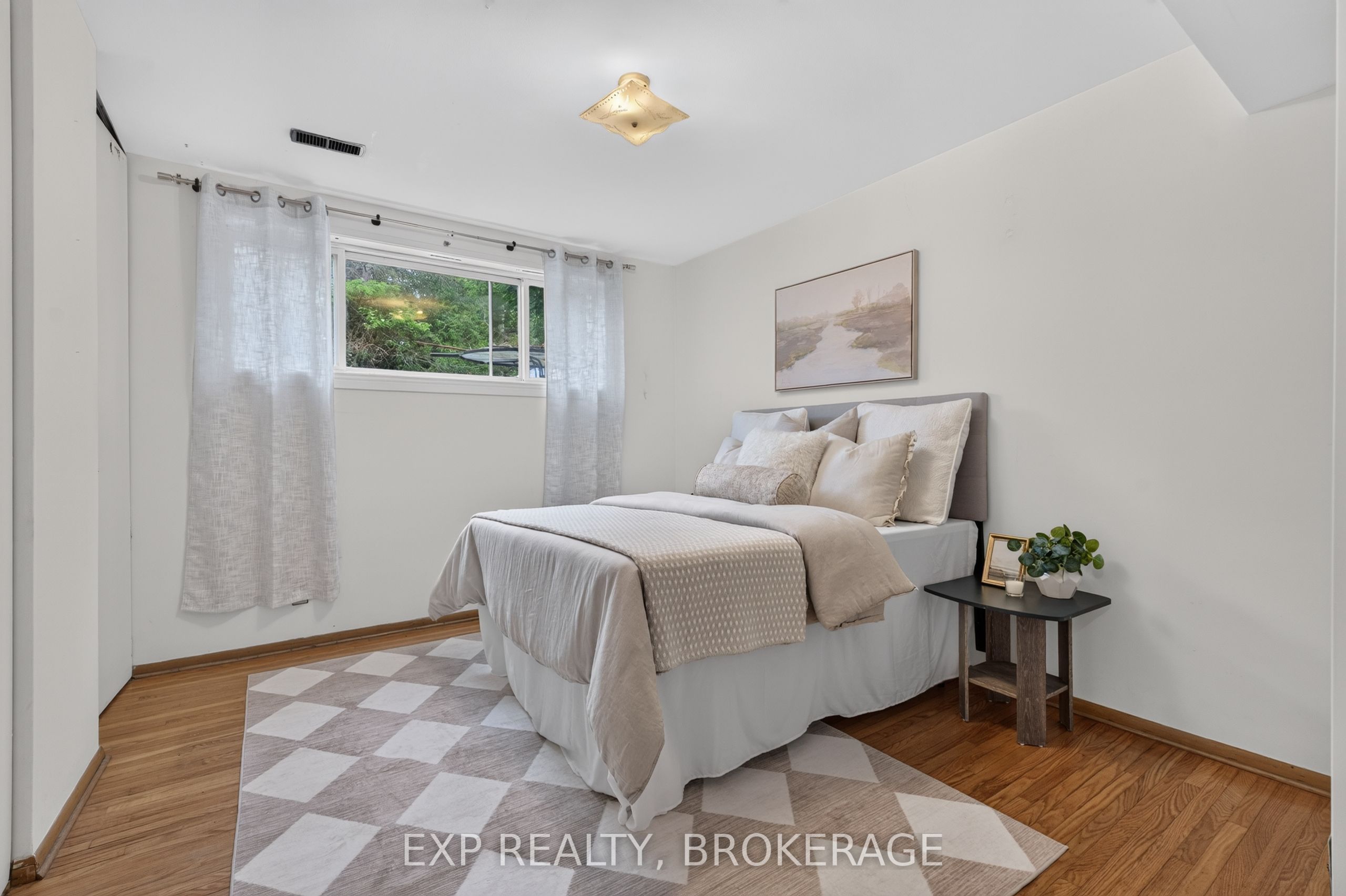 11 Pember Place Property Photo 23