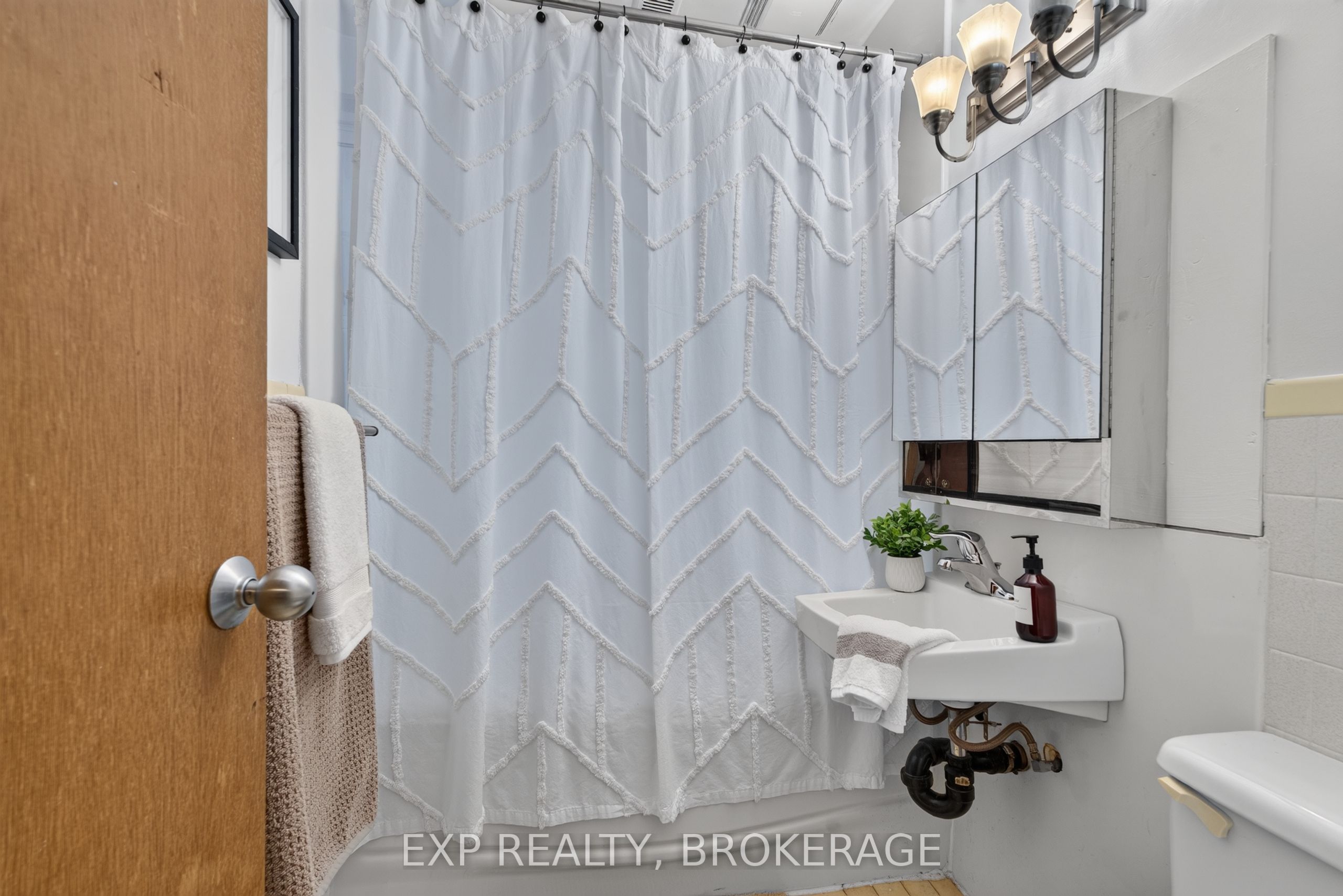 11 Pember Place Property Photo 24