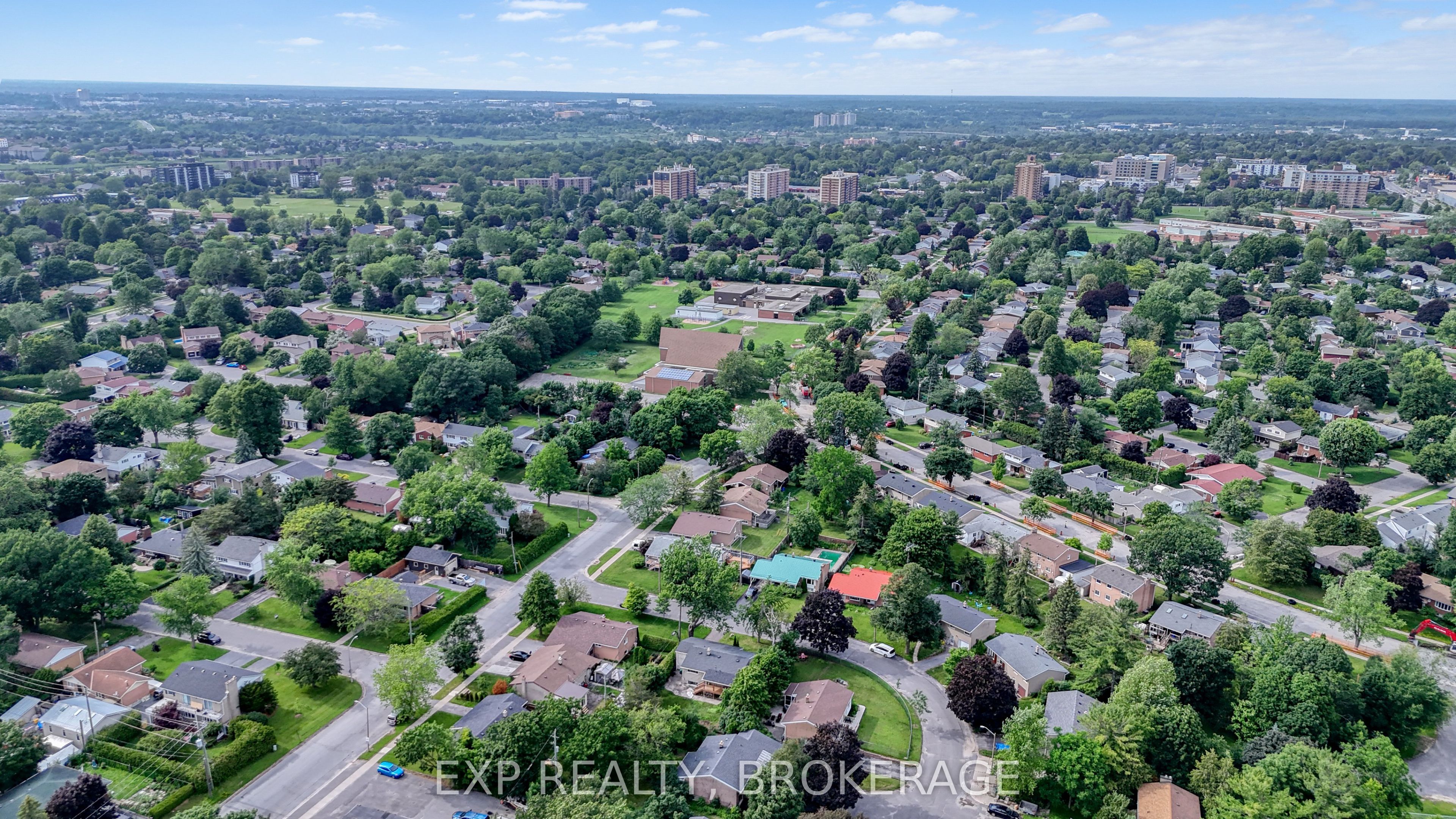 11 Pember Place Property Photo 35