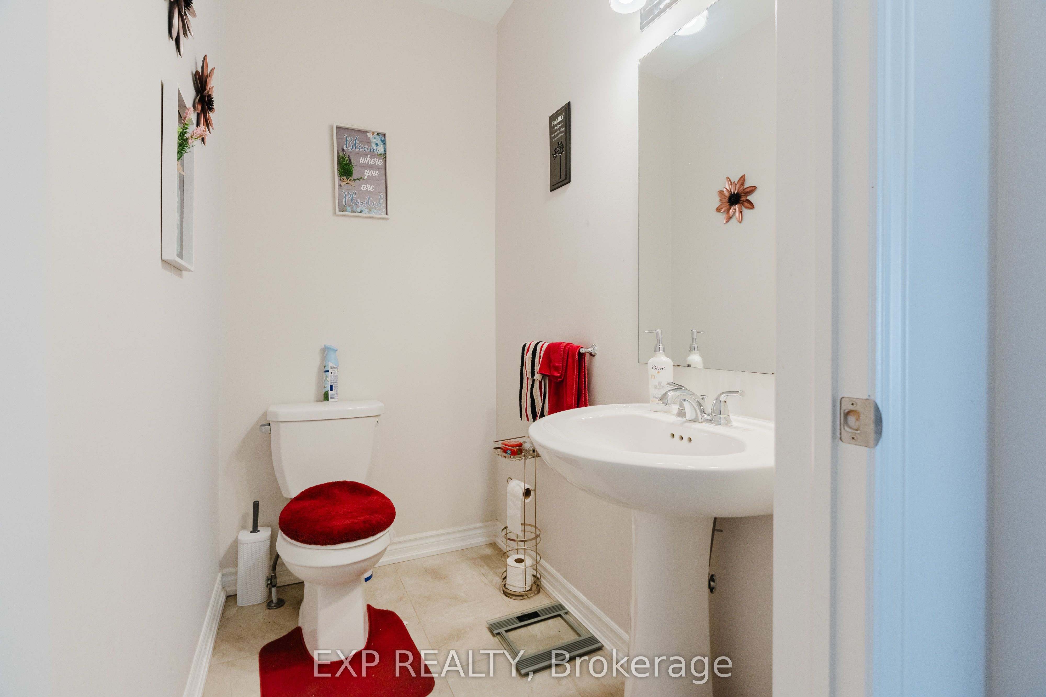 30 Coppermine Street Property Photo 10