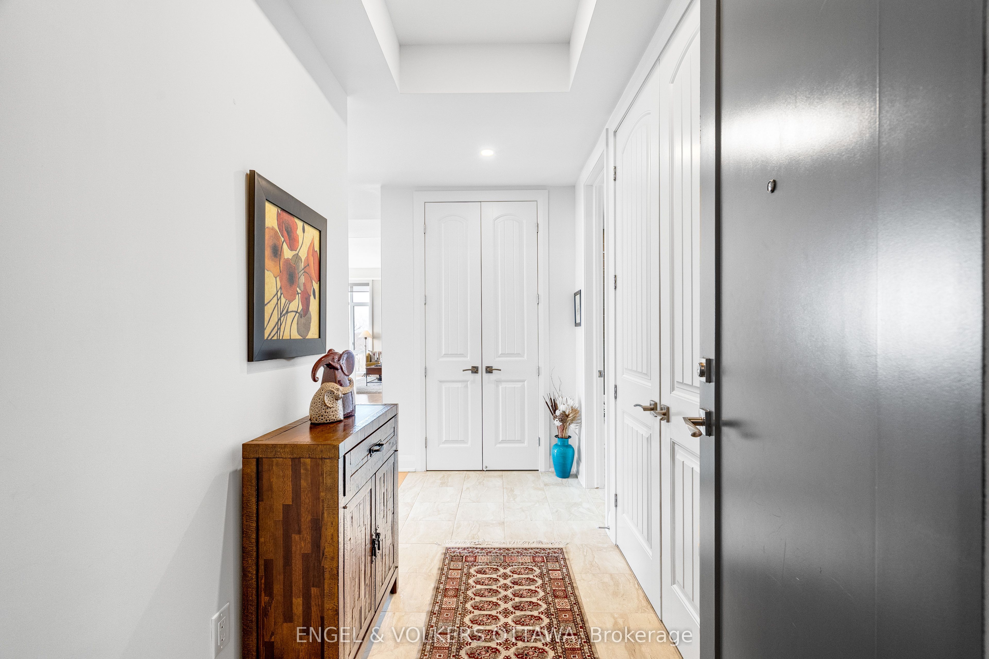 110 Cortile Private 402 Property Photo 3