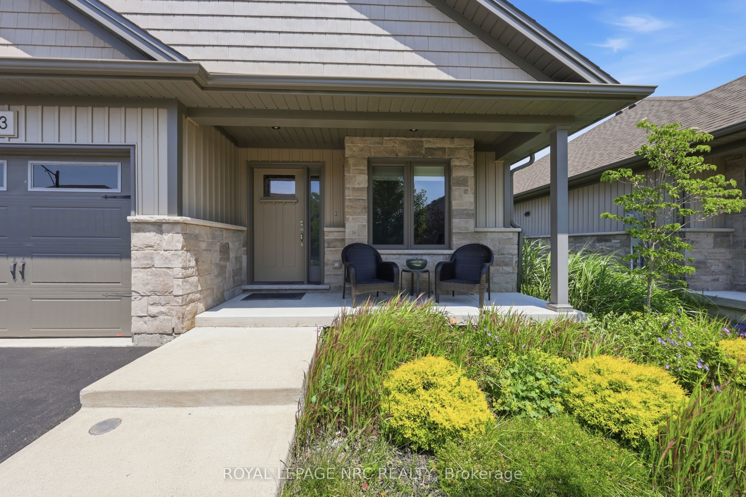 23 Richard Crescent Property Photo 2