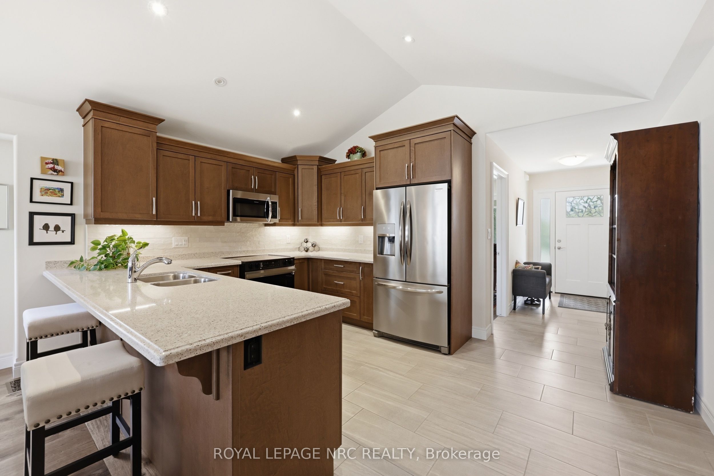 23 Richard Crescent Property Photo 6