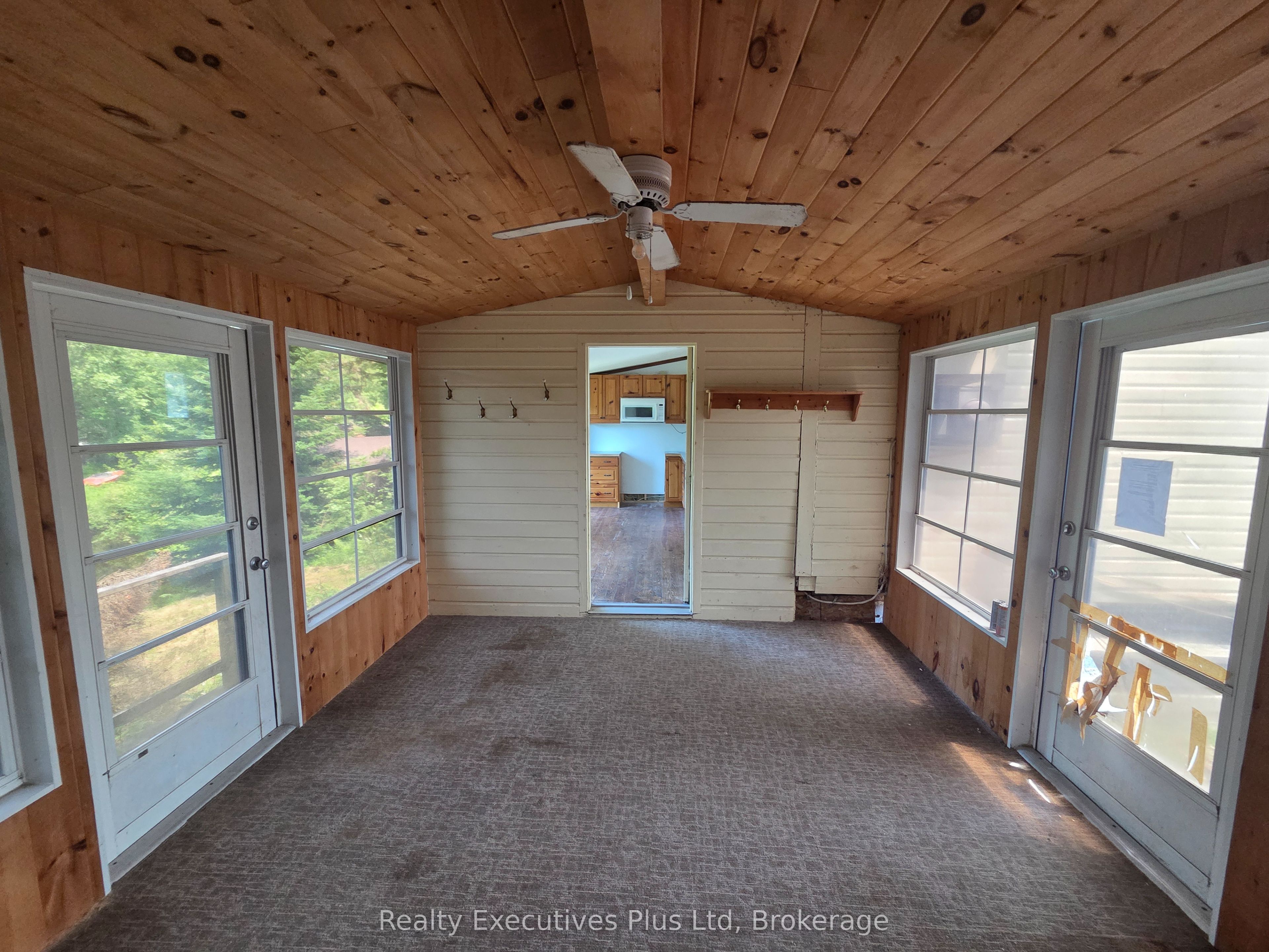 2011 North Shore Road Property Photo 8