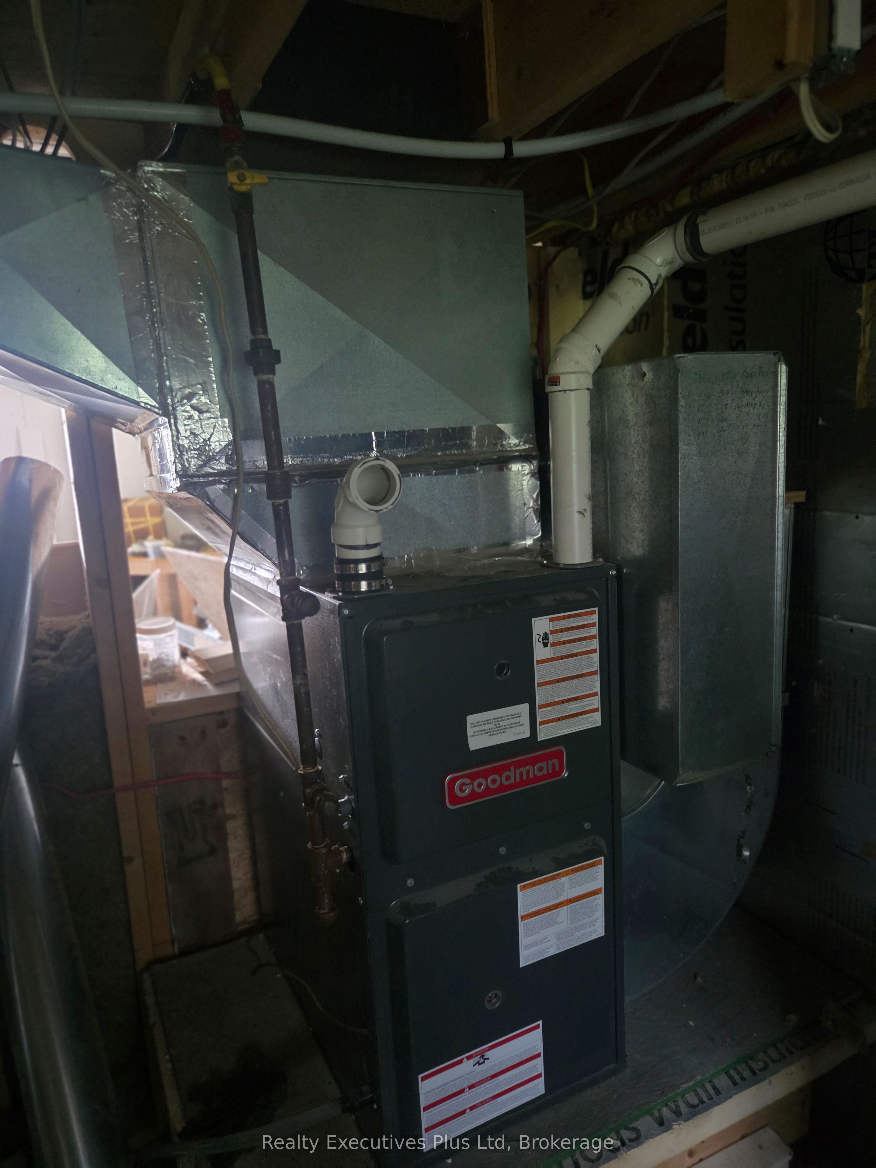 2011 North Shore Road Property Photo 17