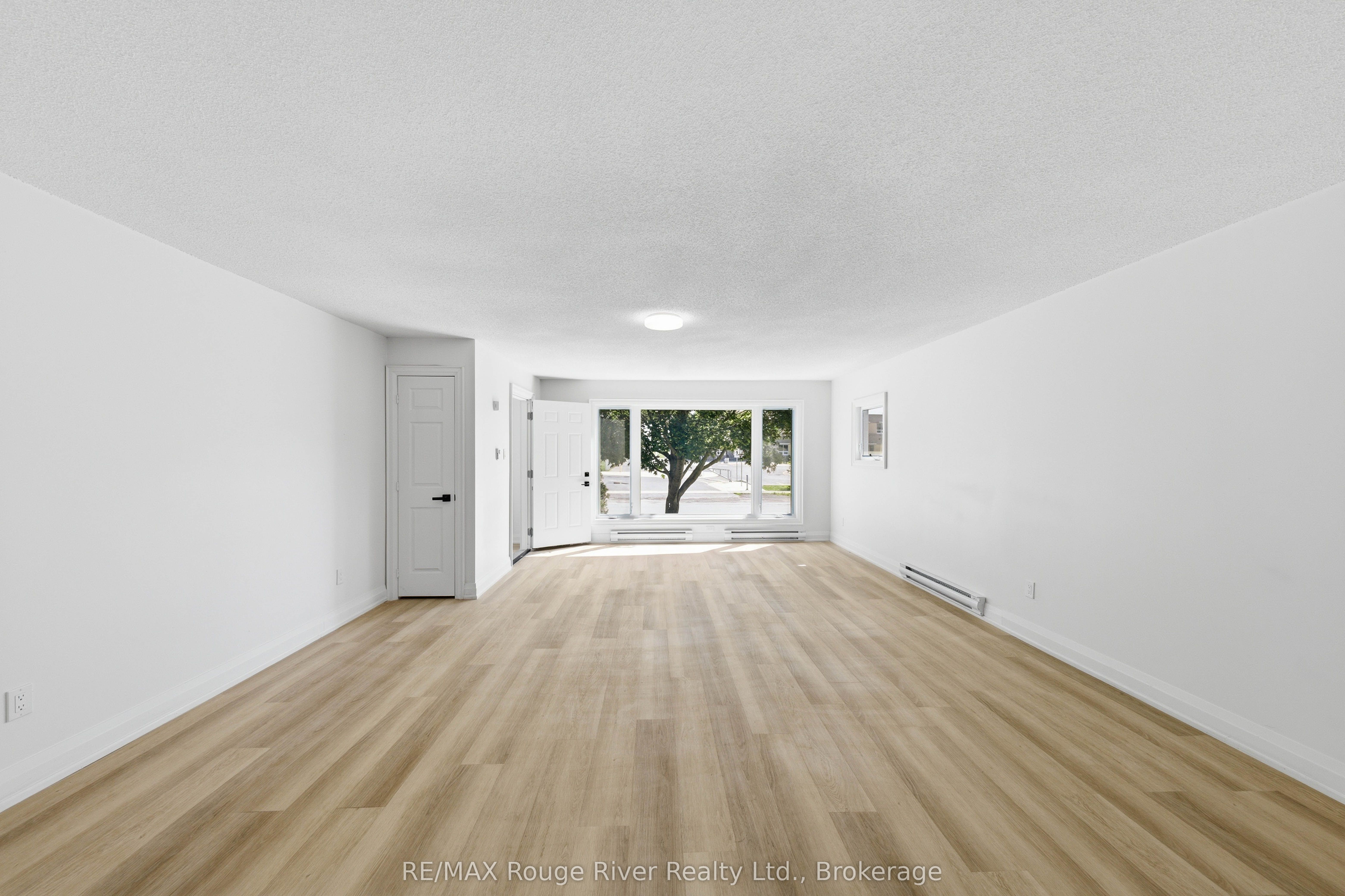 144 Macdonald Avenue Unit A Property Photo 4