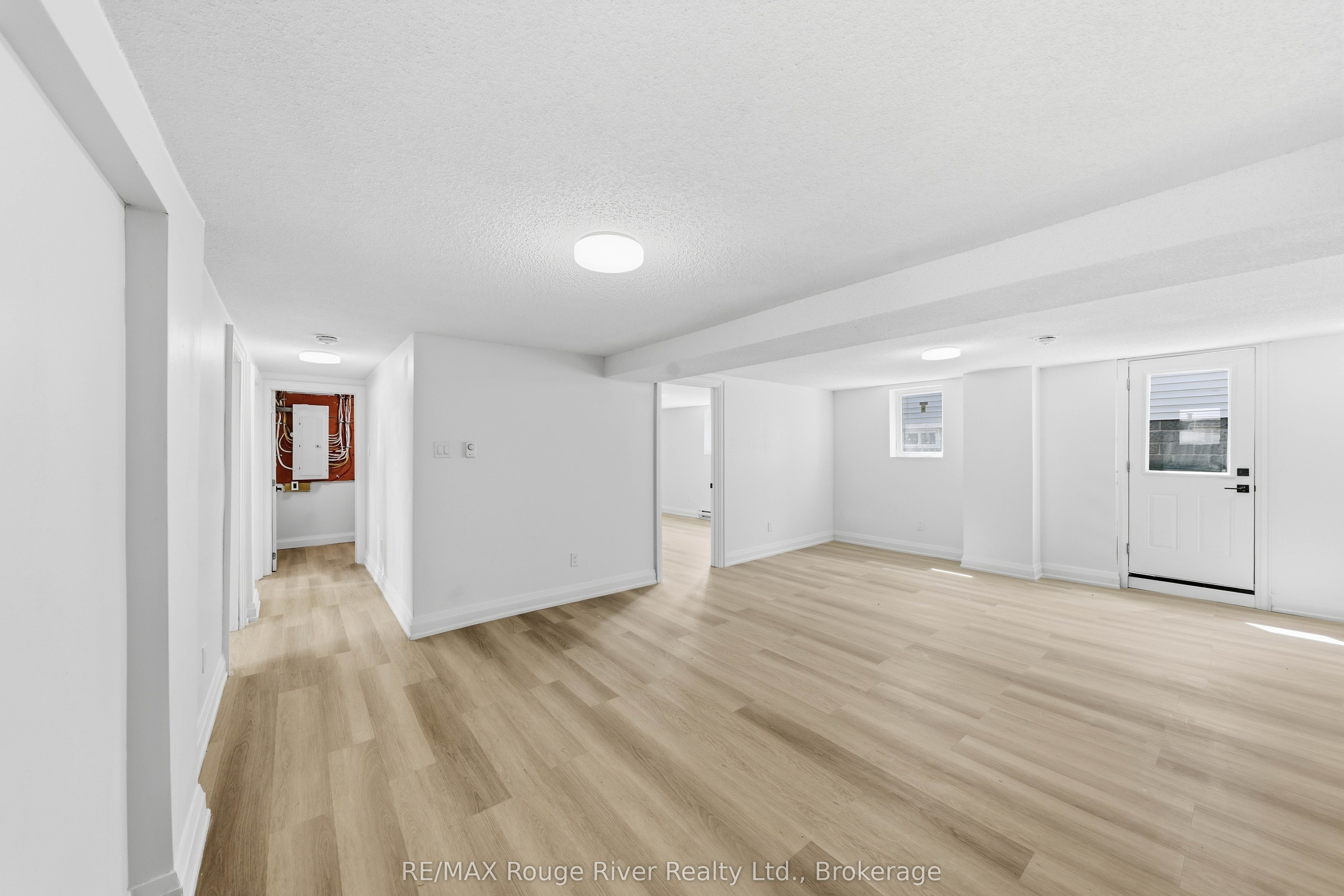 144 Macdonald Avenue Unit A Property Photo 9