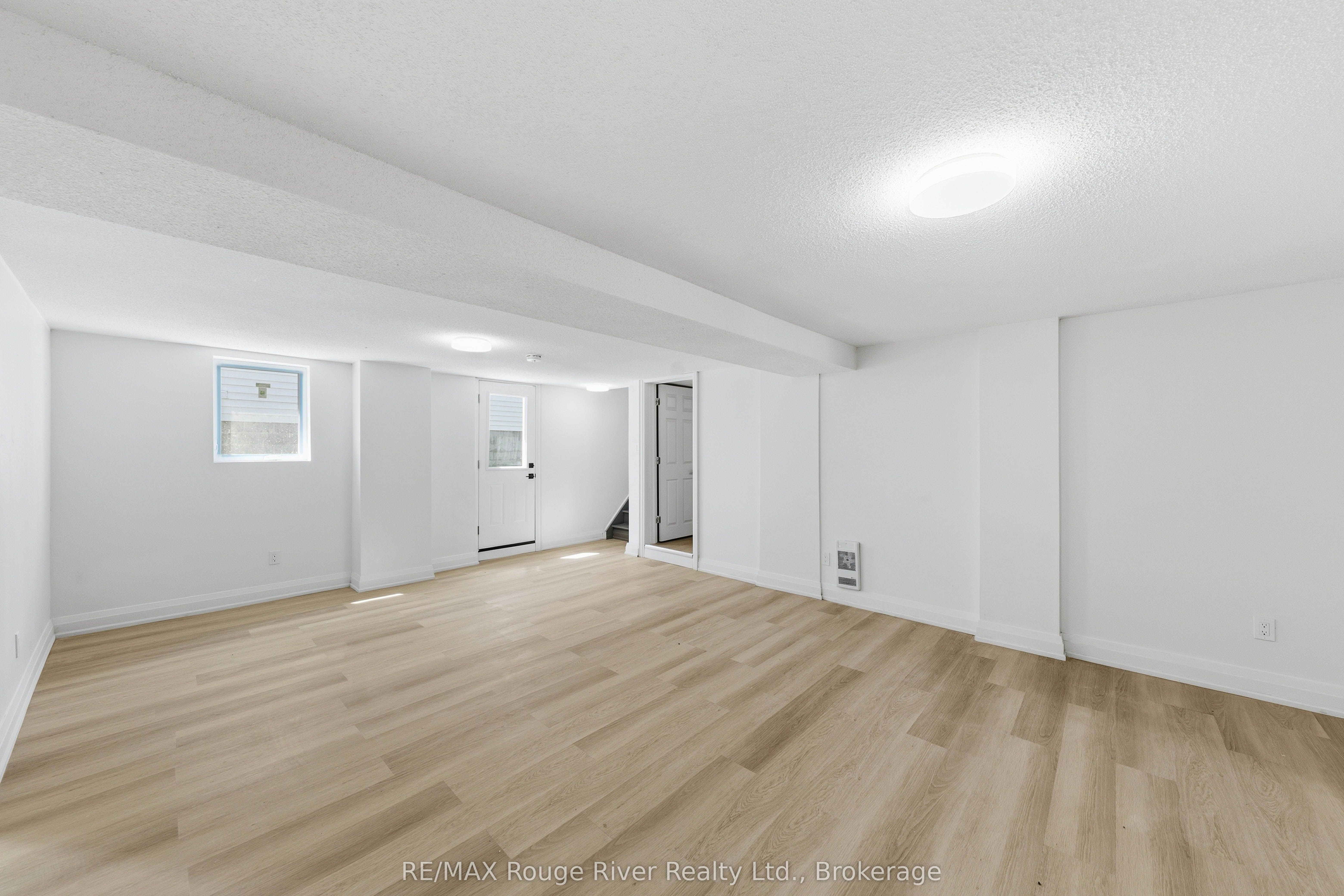 144 Macdonald Avenue Unit A Property Photo 11