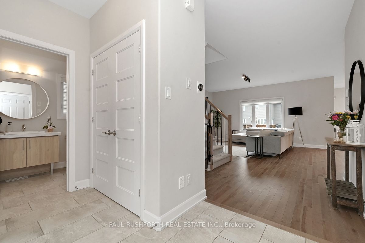 624 Geneva Crescent Property Photo 4