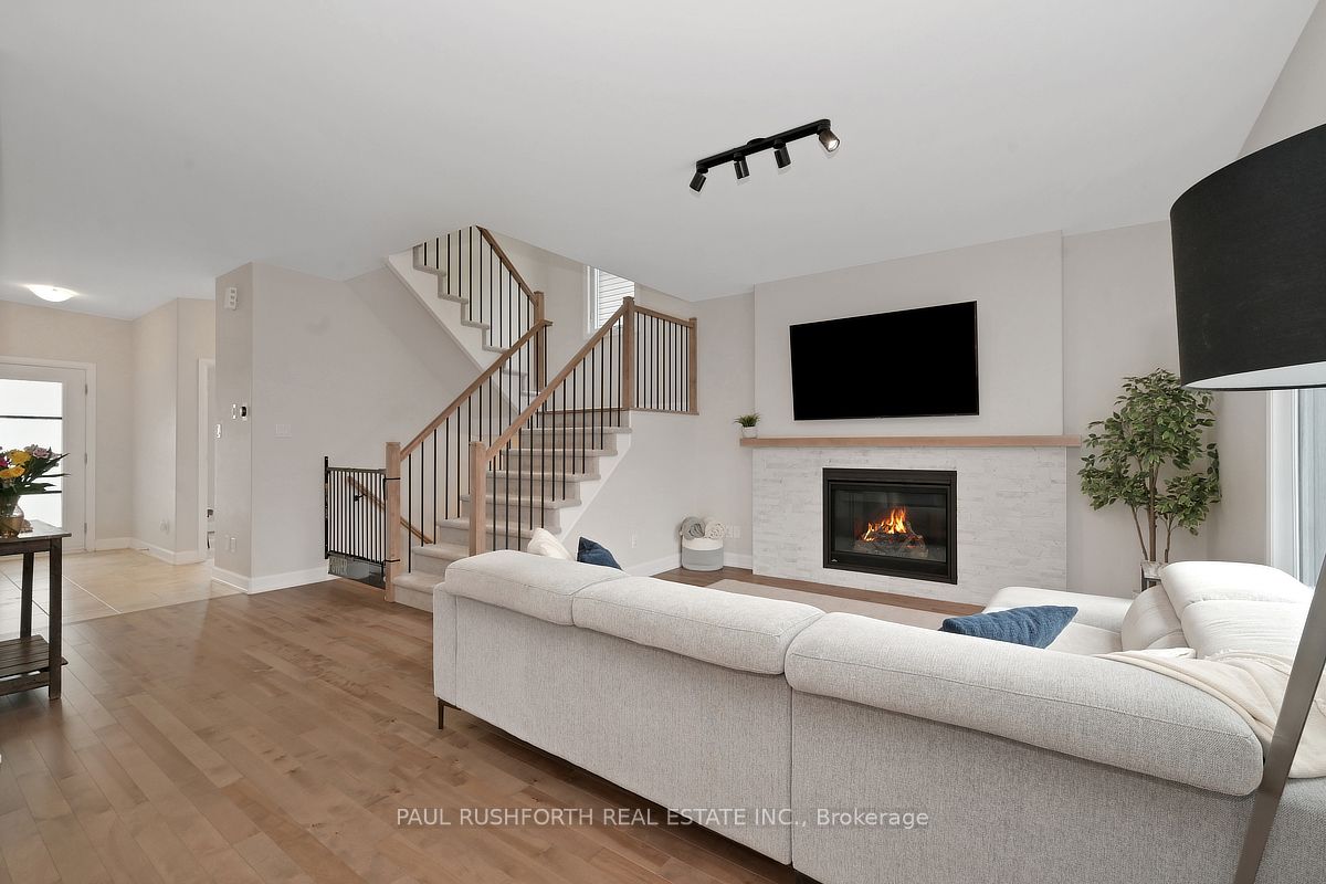 624 Geneva Crescent Property Photo 7