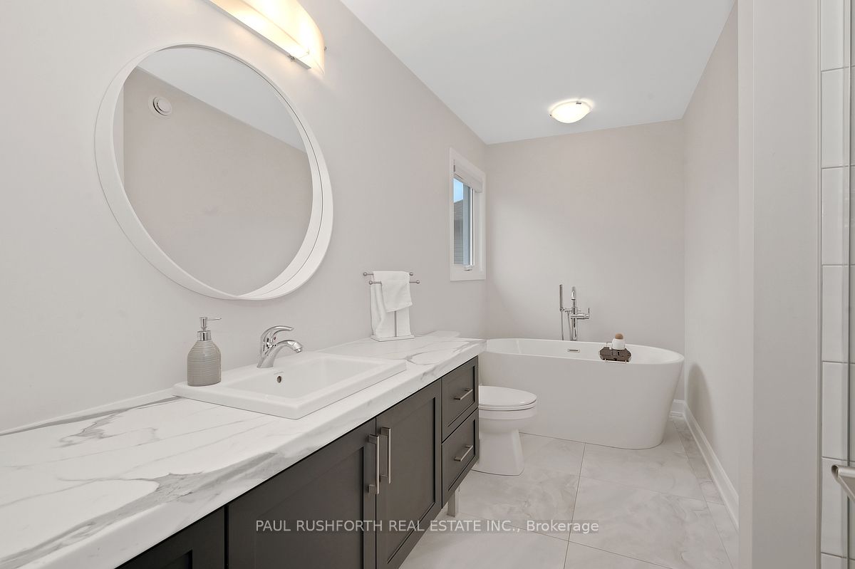 624 Geneva Crescent Property Photo 21