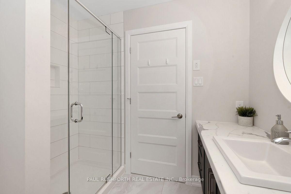 624 Geneva Crescent Property Photo 22