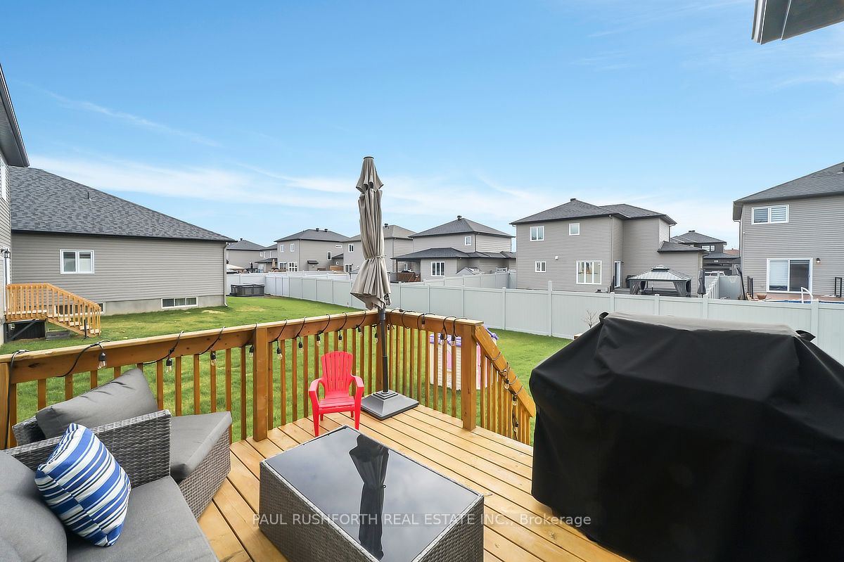 624 Geneva Crescent Property Photo 33