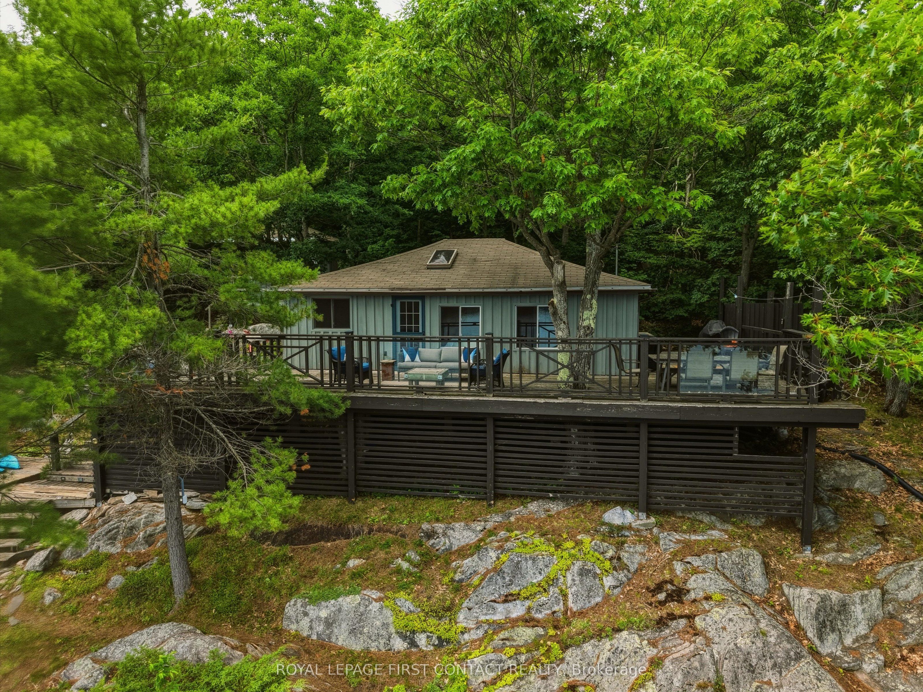 321 Healey Lake W/a Property Photo 4