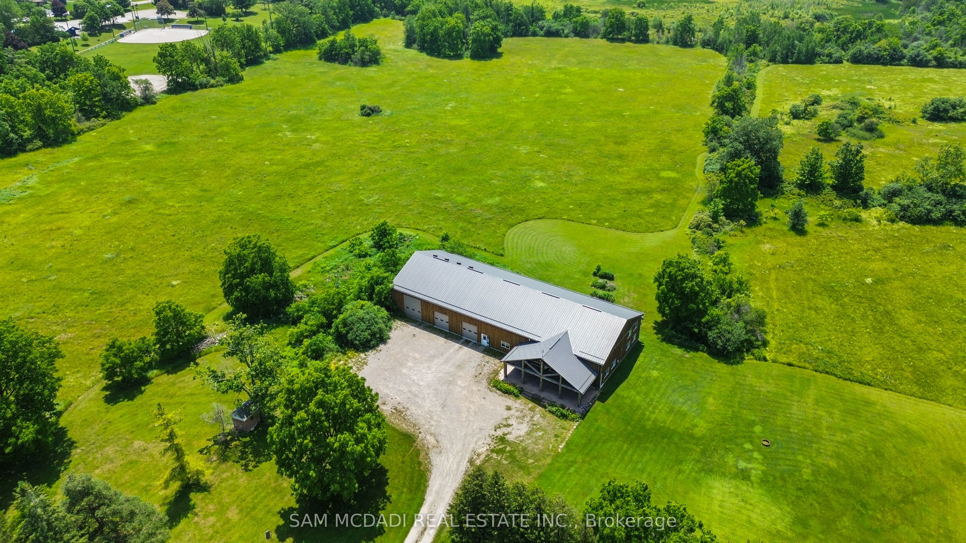 1291 Old Highway 8 Property Photo 7
