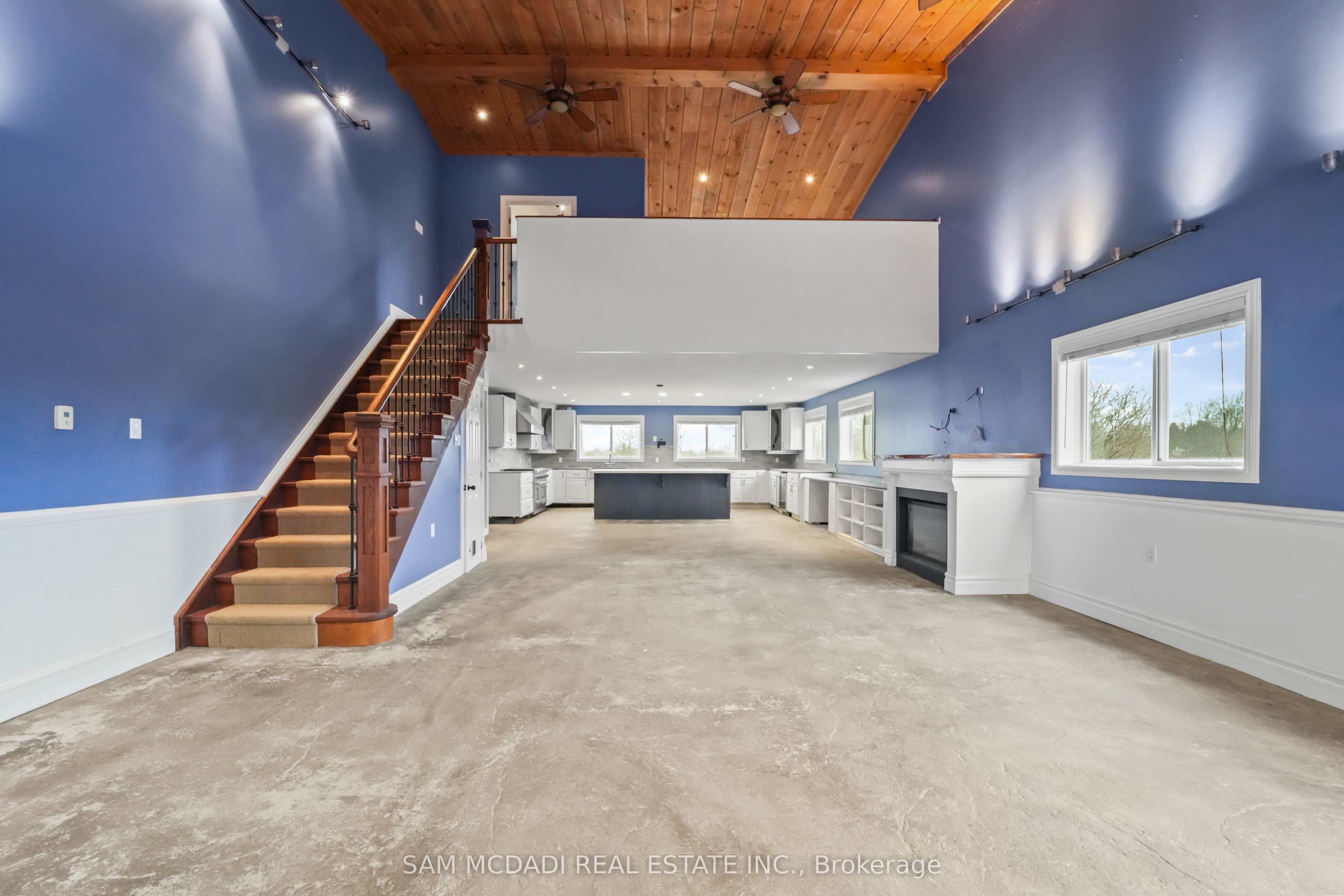1291 Old Highway 8 Property Photo 21