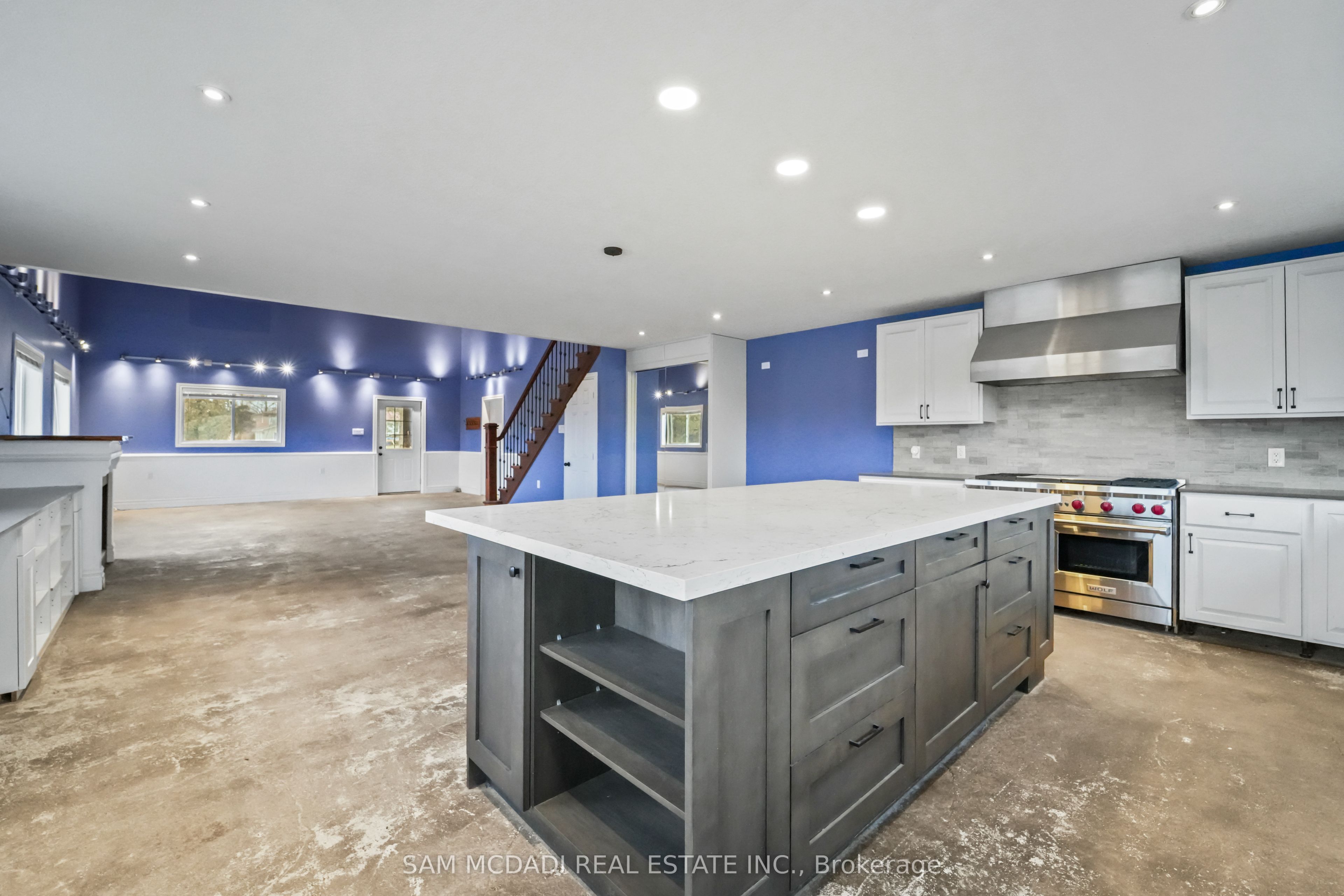 1291 Old Highway 8 Property Photo 23