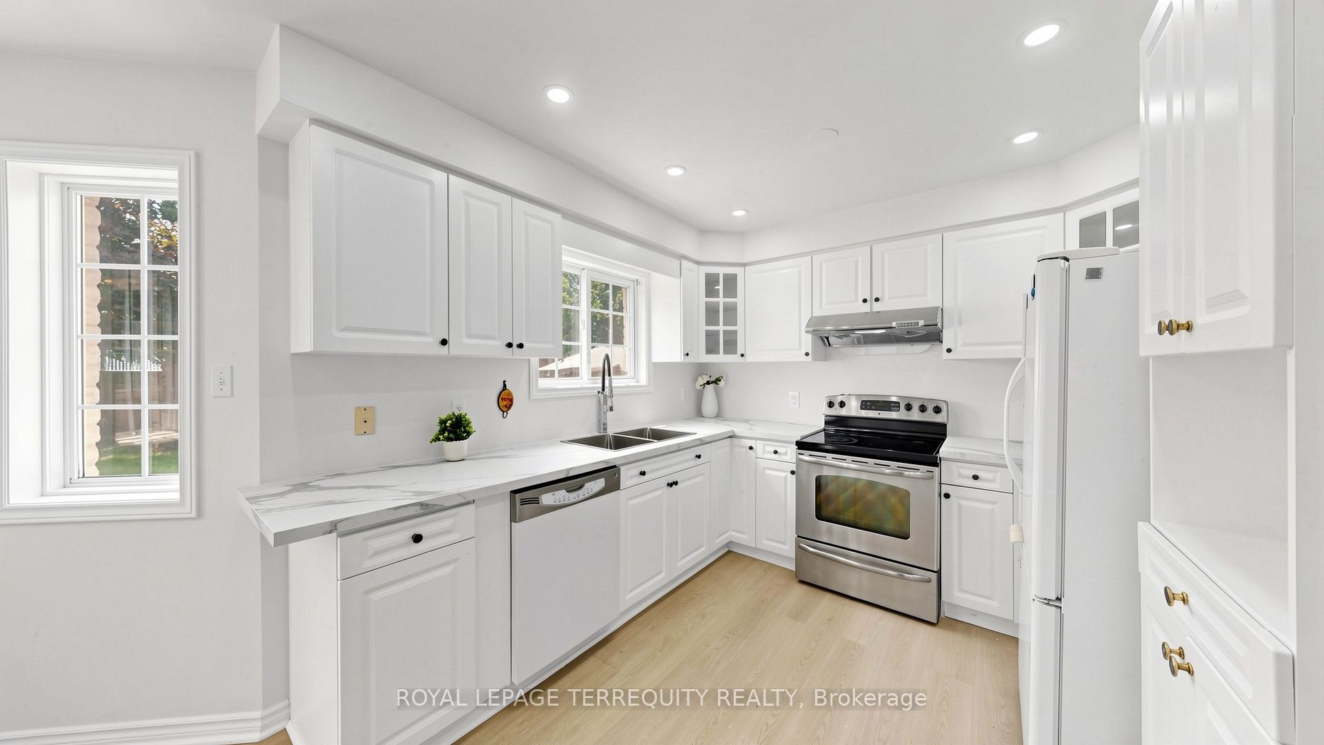 700 Champlain Boulevard 2 Property Photo 9