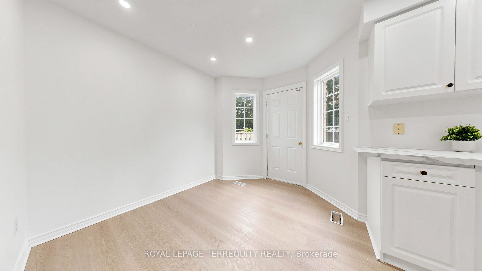 700 Champlain Boulevard 2 Property Photo 12