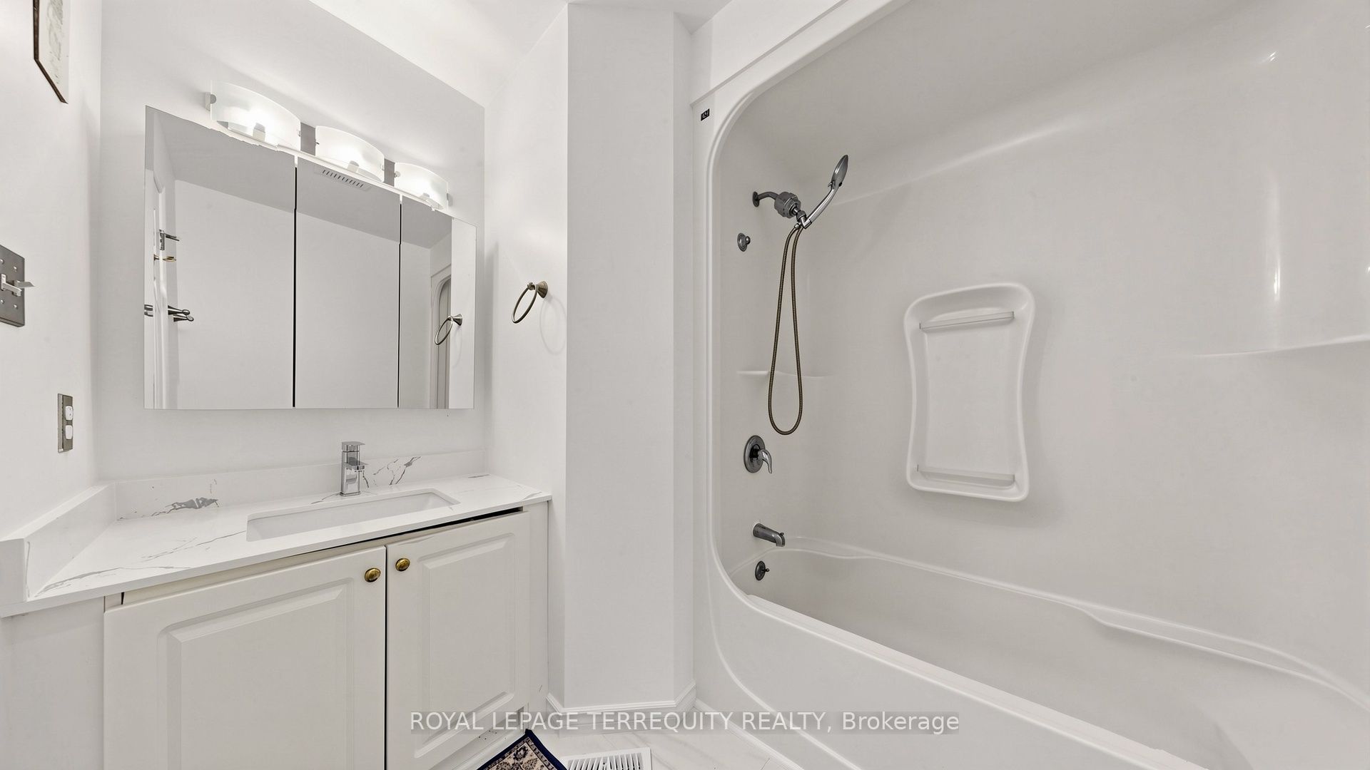 700 Champlain Boulevard 2 Property Photo 24