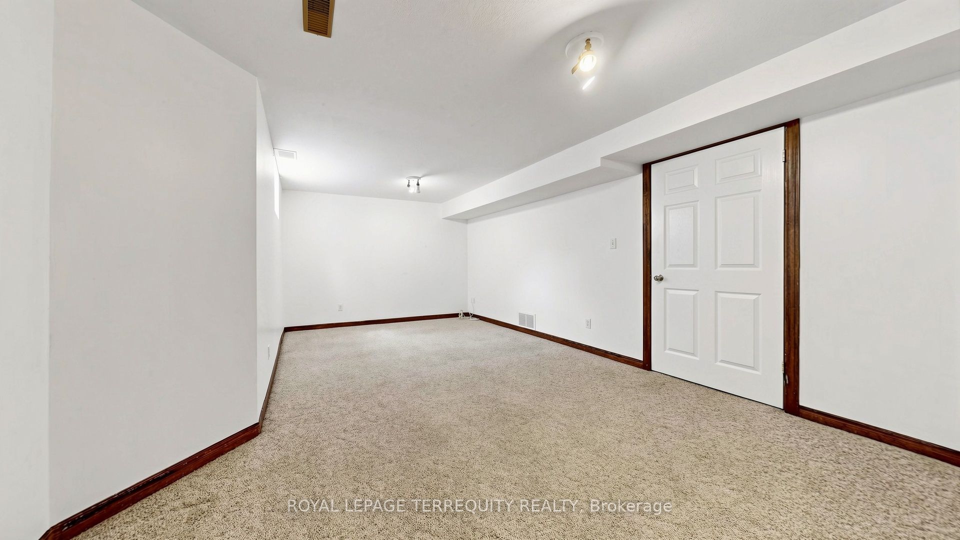 700 Champlain Boulevard 2 Property Photo 38