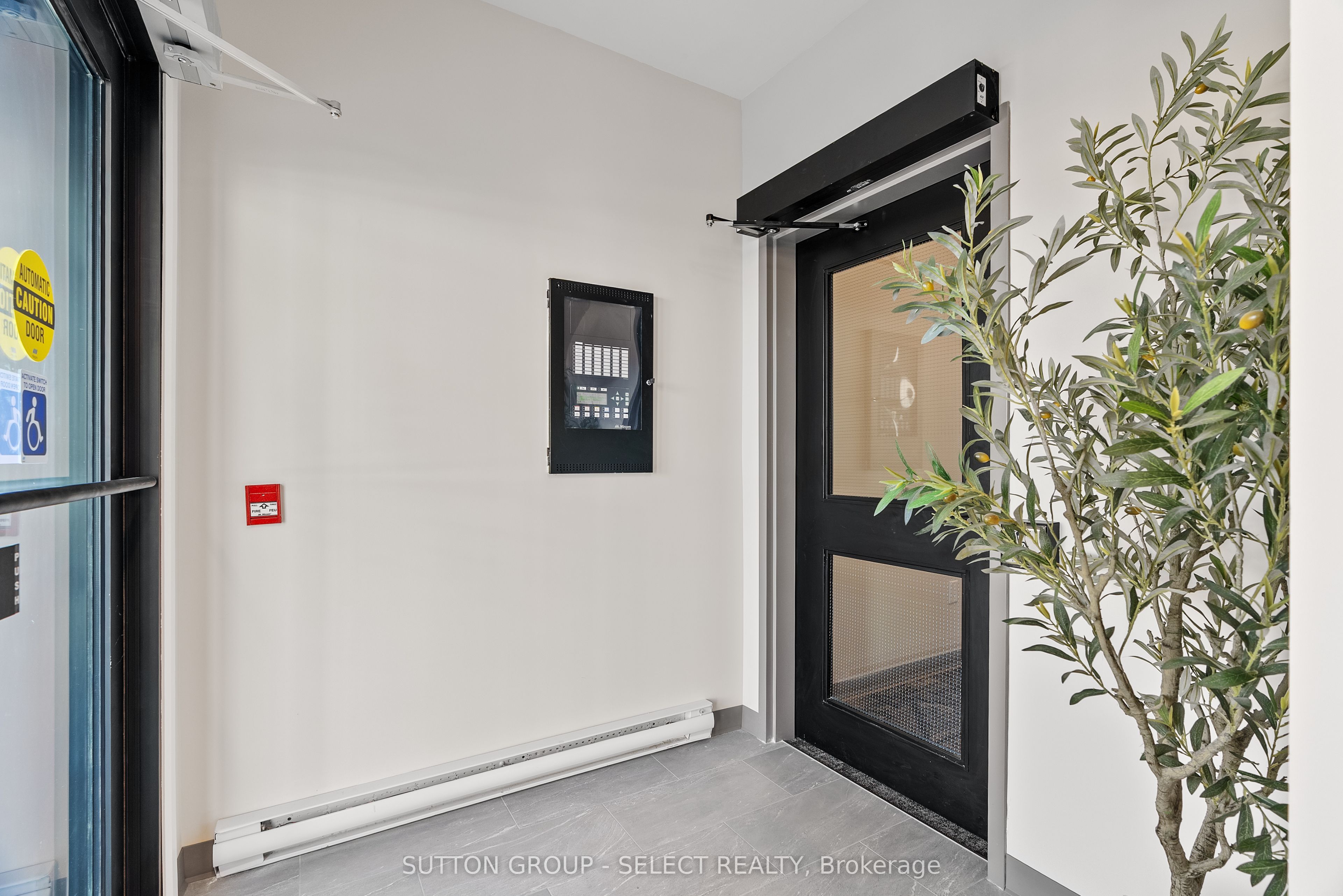 21 Moonlight Court 303b Property Photo 7