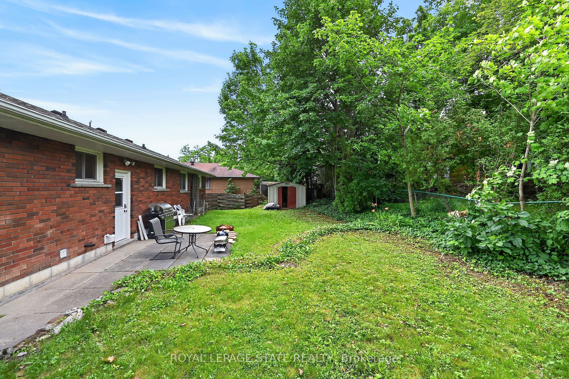 27 Ainslie Avenue Property Photo 44