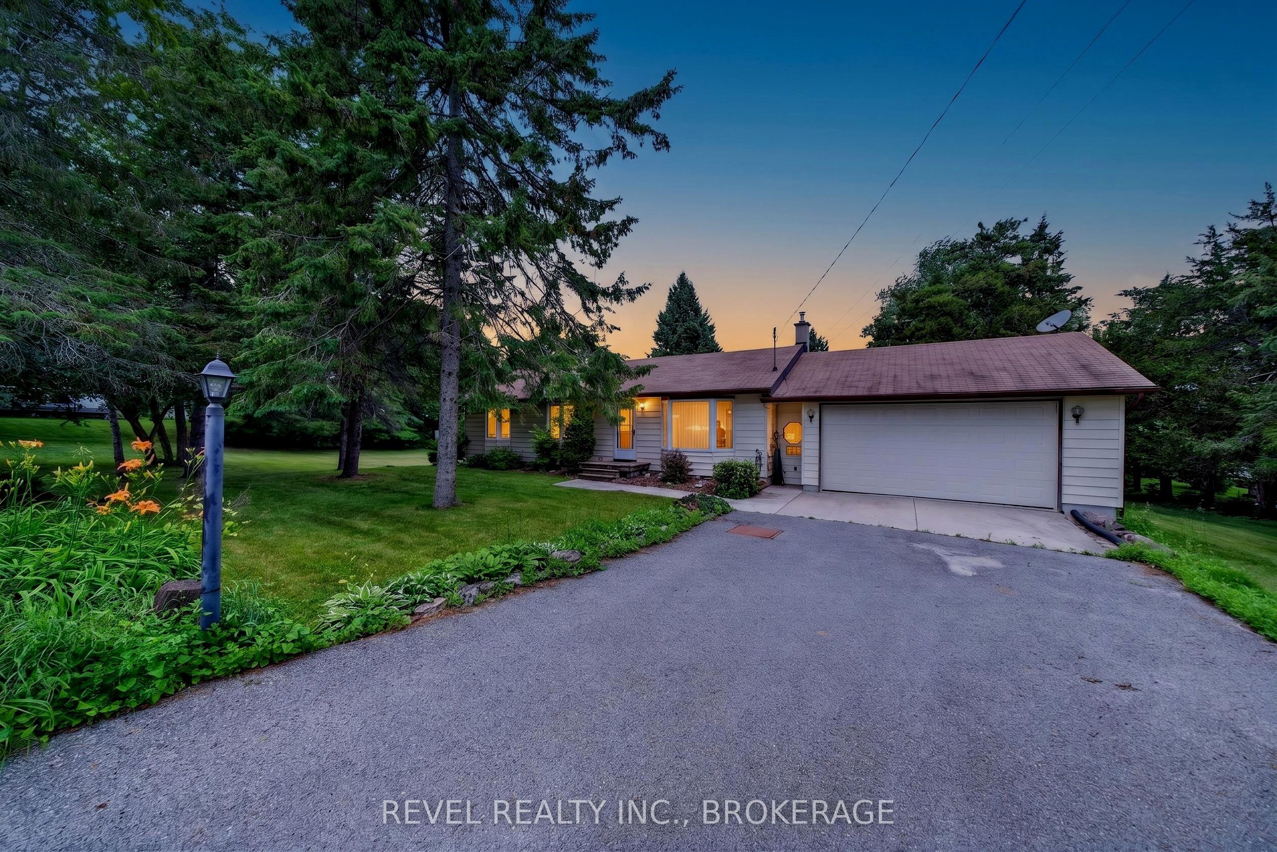 4453 Latimer Road Property Photo 3