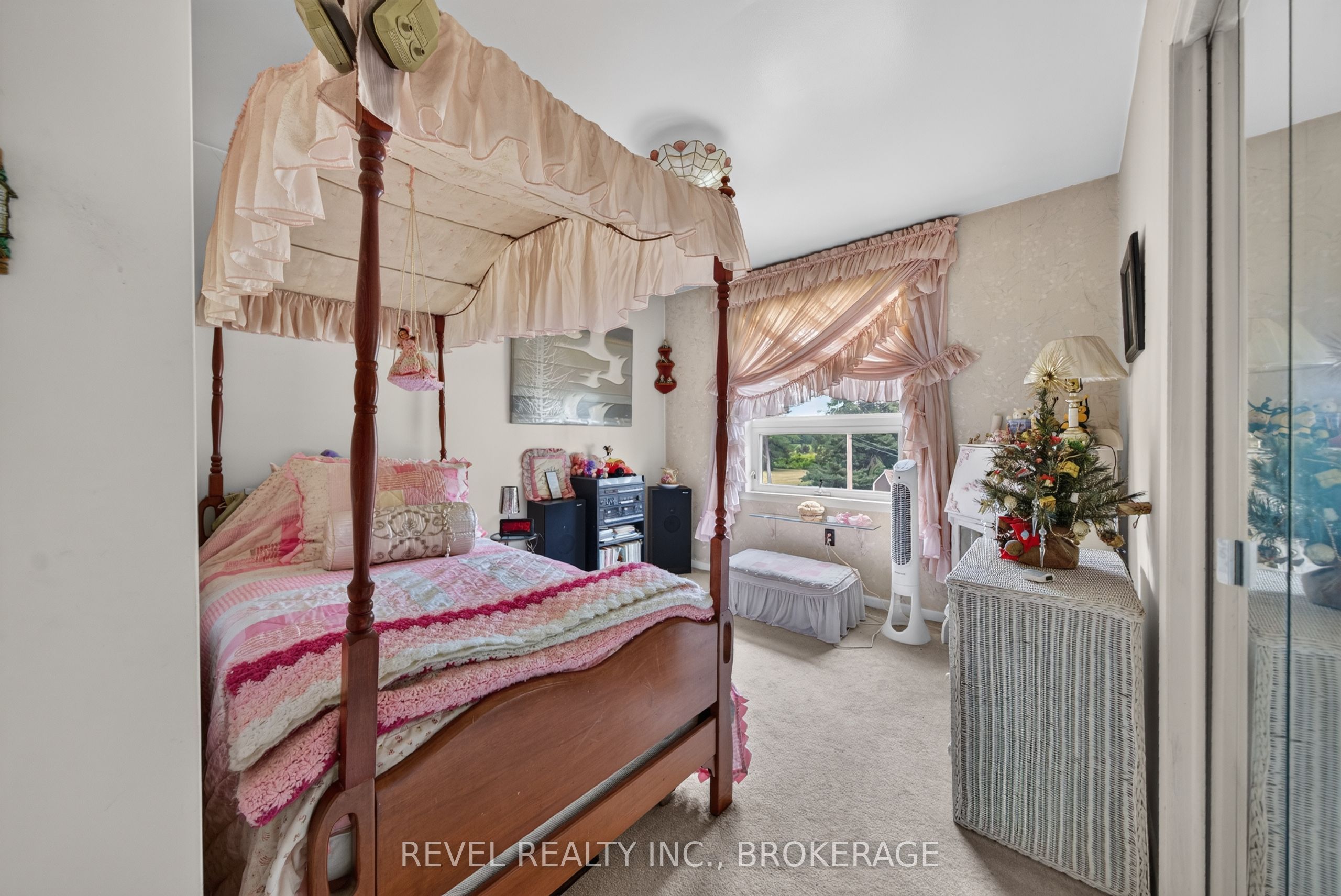 4453 Latimer Road Property Photo 23