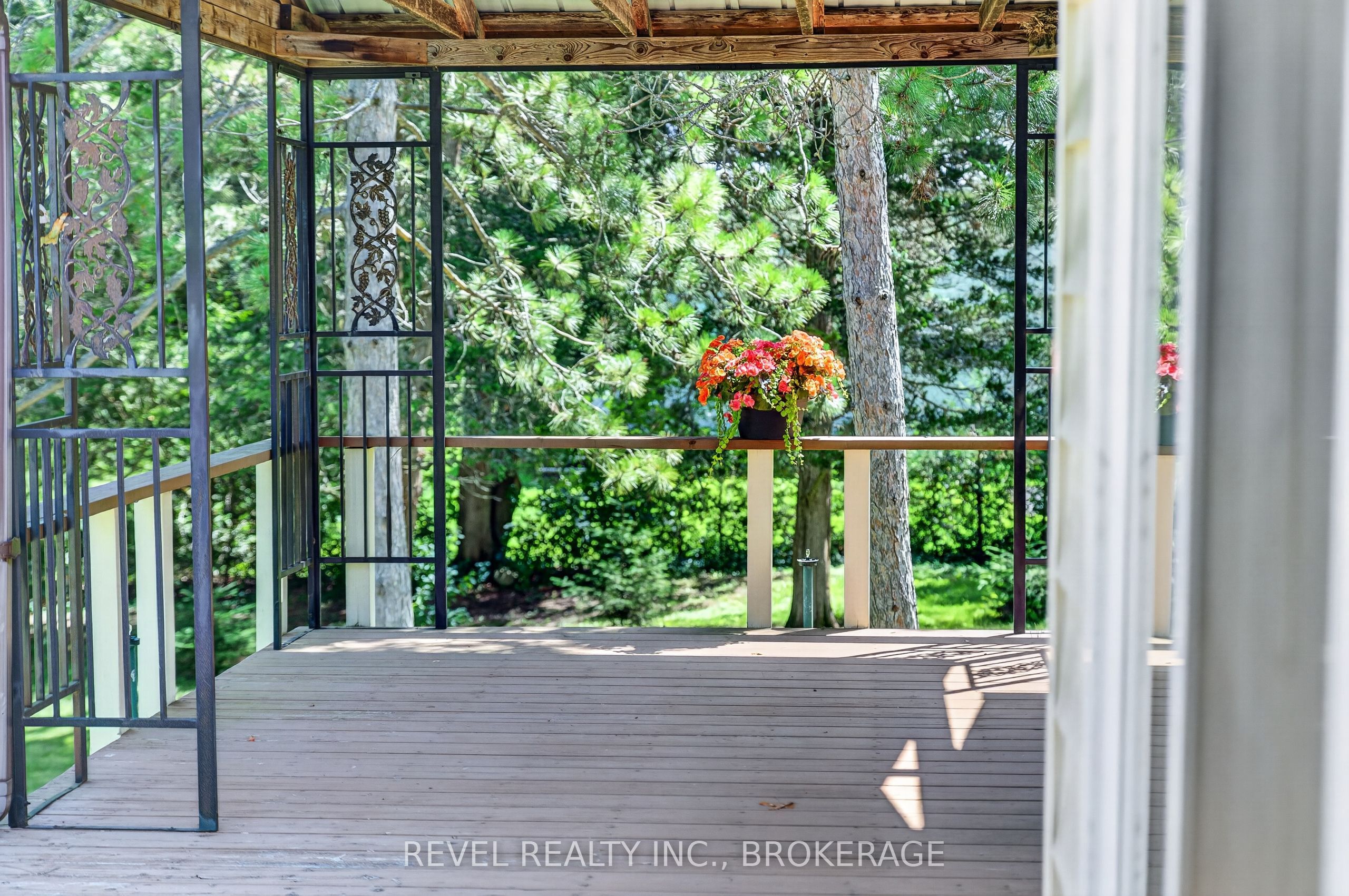 4453 Latimer Road Property Photo 46