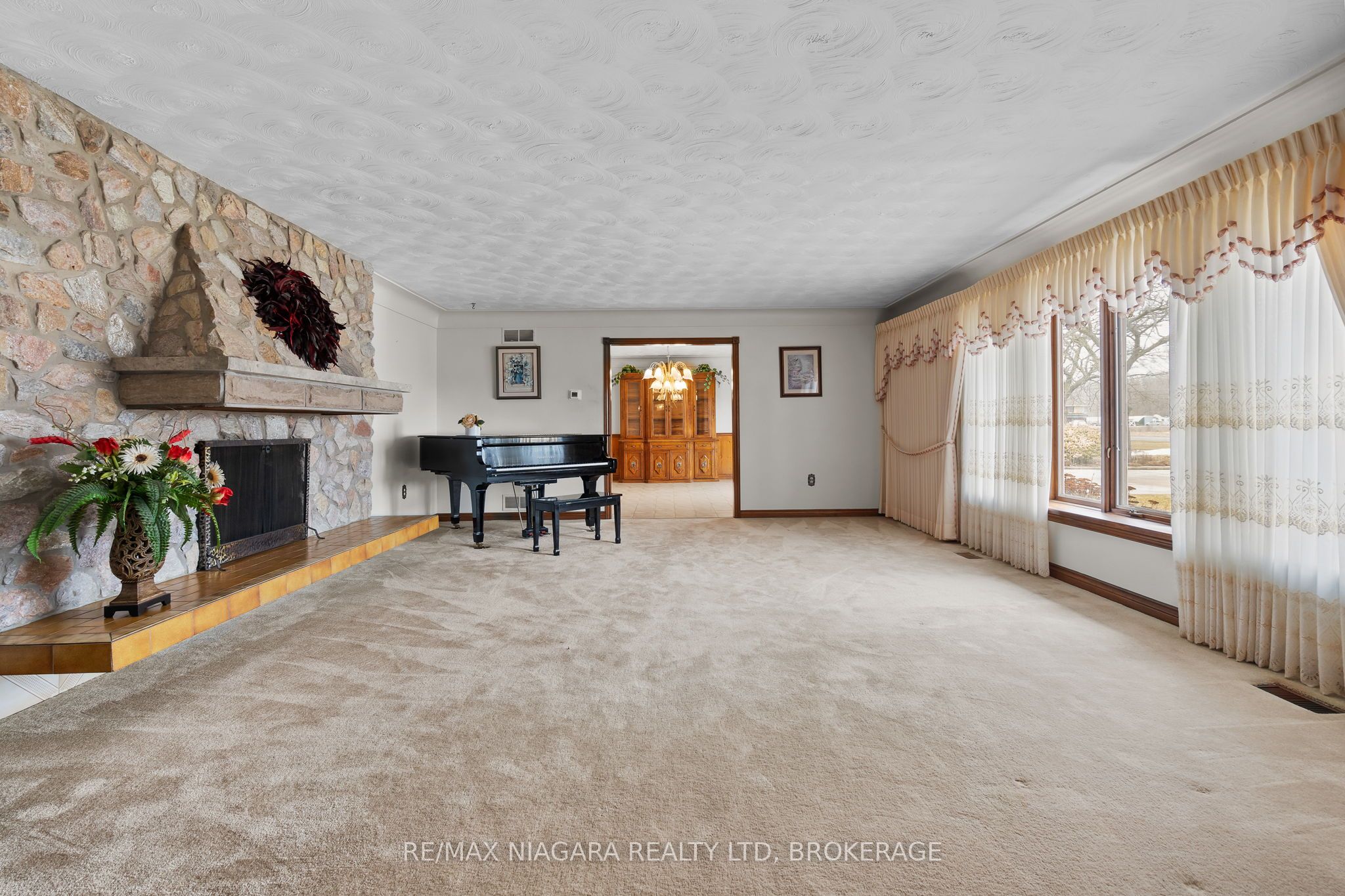 11292 Golf Course Road Property Photo 7