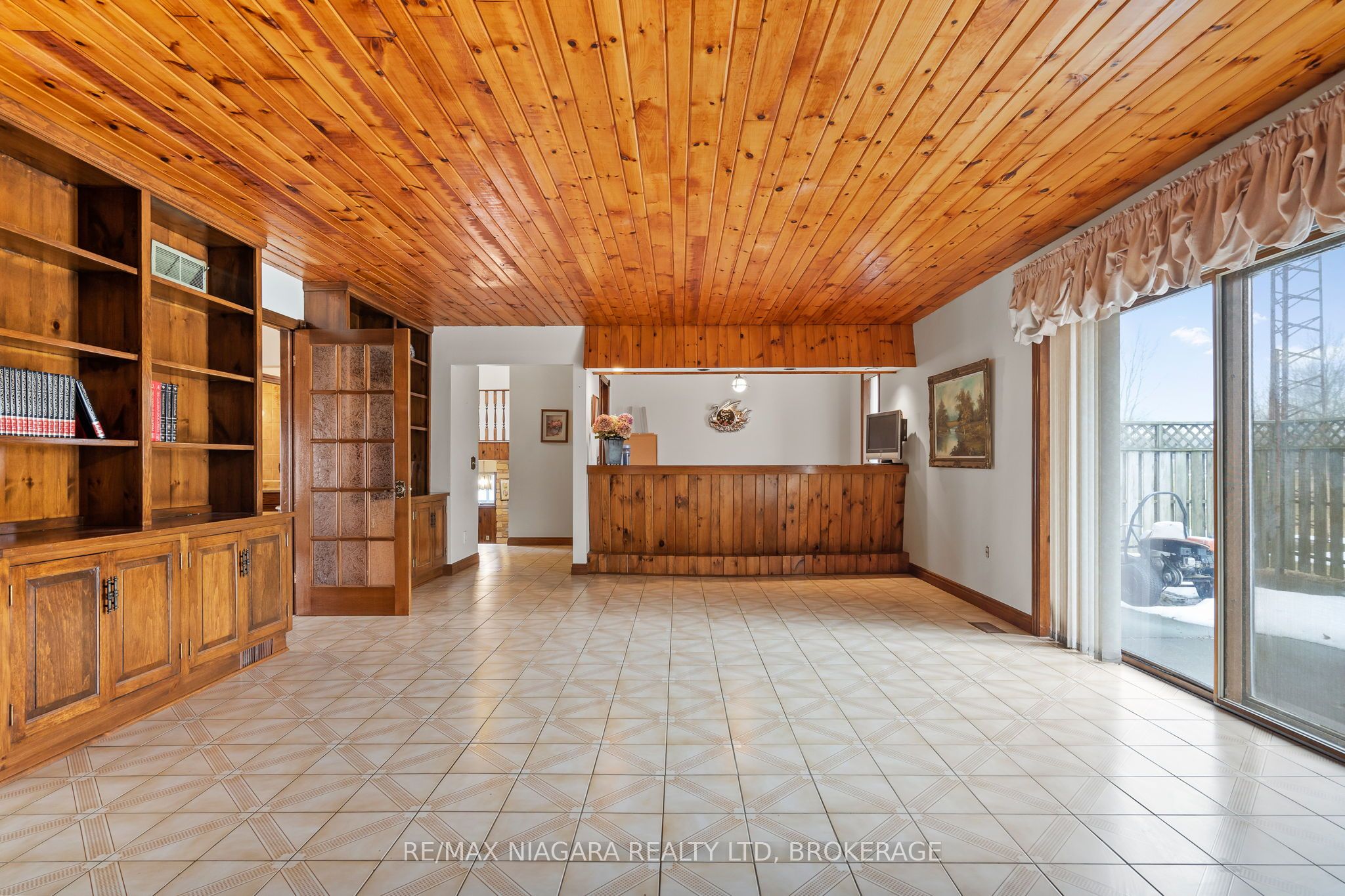 11292 Golf Course Road Property Photo 15