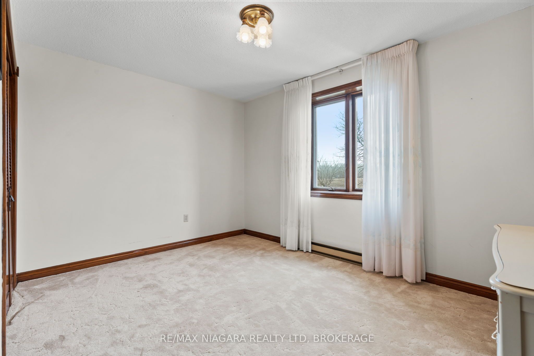 11292 Golf Course Road Property Photo 18