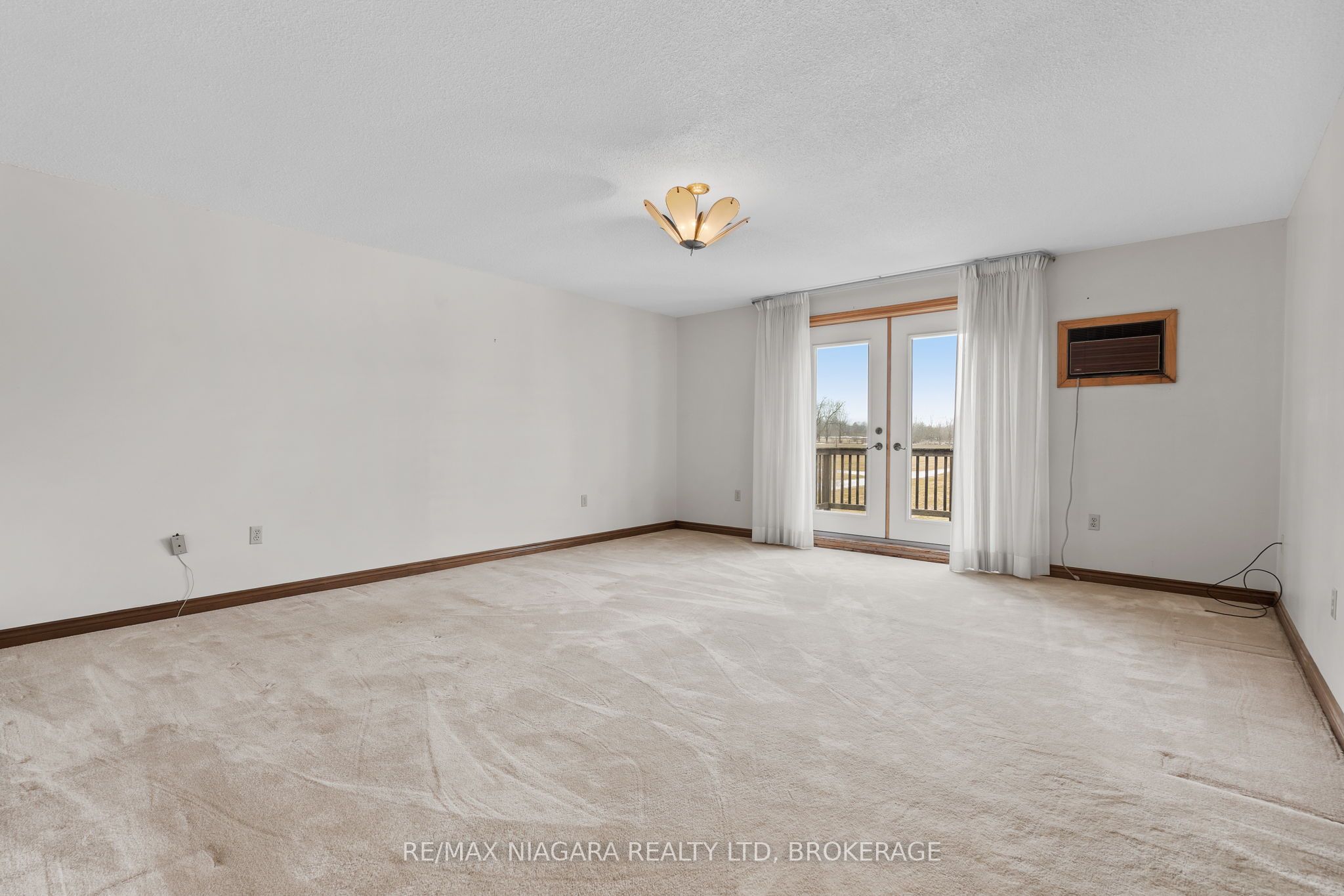 11292 Golf Course Road Property Photo 23