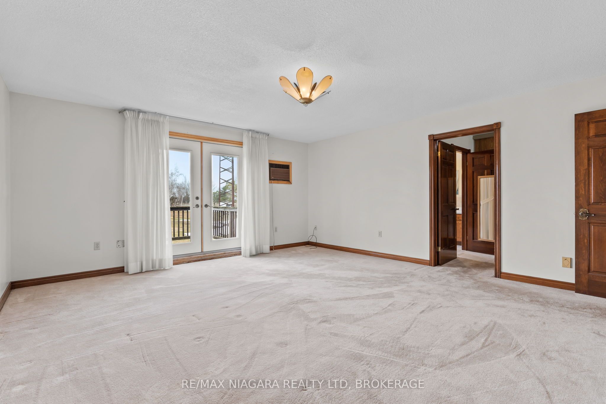 11292 Golf Course Road Property Photo 24